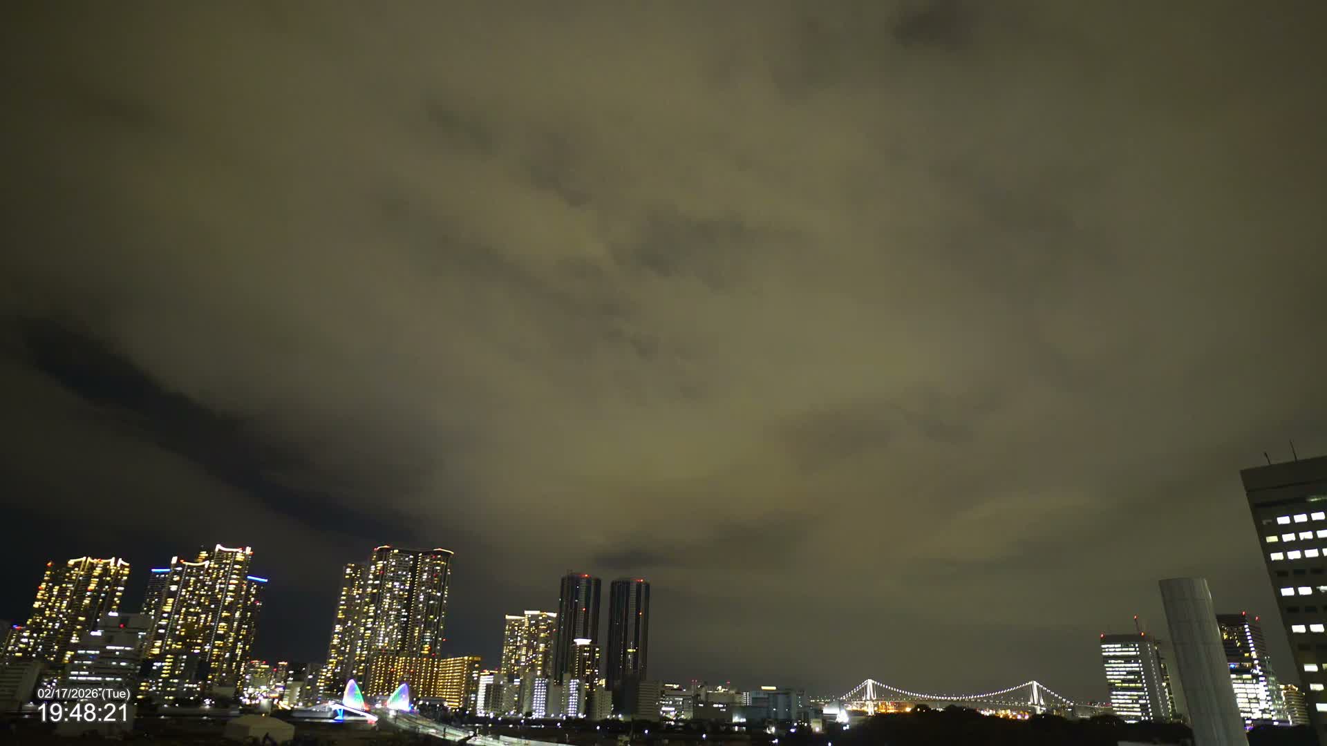 Tokyo, Kachidoki Towers View from Tsukiji ( 東京、築地からの勝どきタワーズビュー ) Live Cam - Tsukiji, Chuo Ku, Tokyo, Kantō, Honshu, Japan