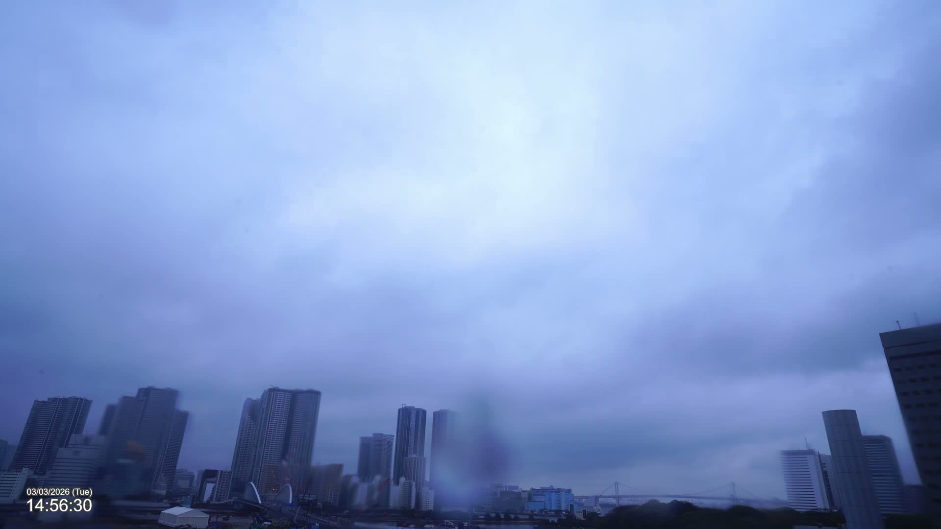 Tokyo, Kachidoki Towers View from Tsukiji ( 東京、築地からの勝どきタワーズビュー ) Live Cam - Tsukiji, Chuo Ku, Tokyo, Kantō, Honshu, Japan