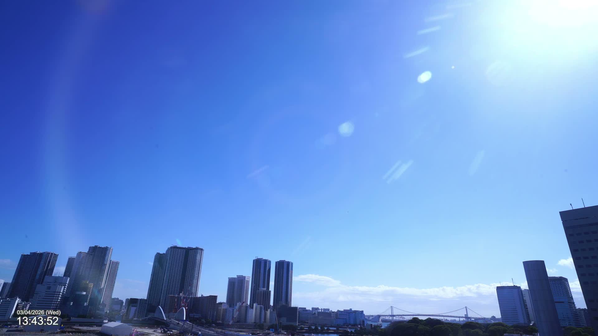 Tokyo, Kachidoki Towers View from Tsukiji ( 東京、築地からの勝どきタワーズビュー ) Live Cam - Tsukiji, Chuo Ku, Tokyo, Kantō, Honshu, Japan