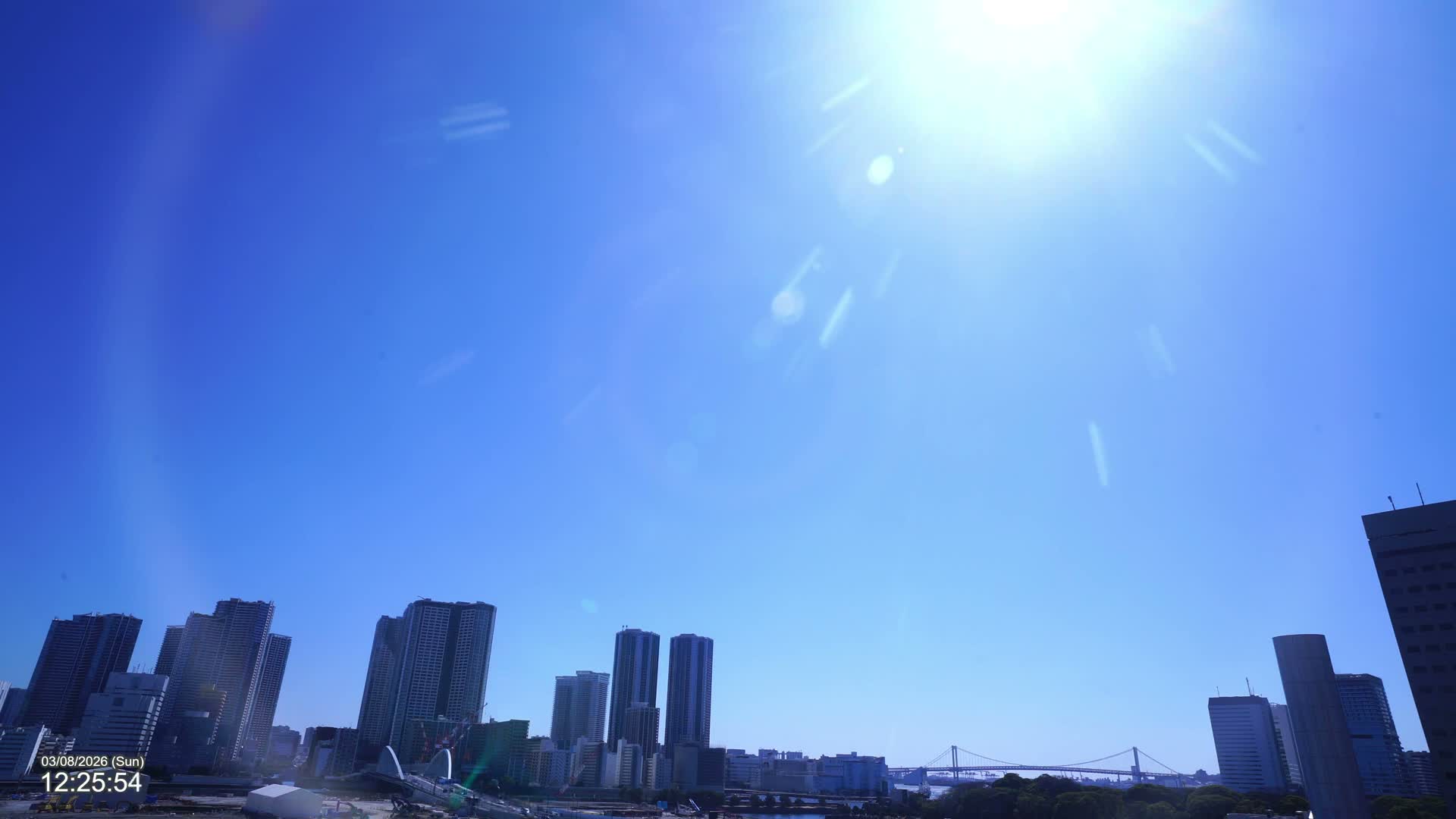 Tokyo, Kachidoki Towers View from Tsukiji ( 東京、築地からの勝どきタワーズビュー ) Live Cam - Tsukiji, Chuo Ku, Tokyo, Kantō, Honshu, Japan