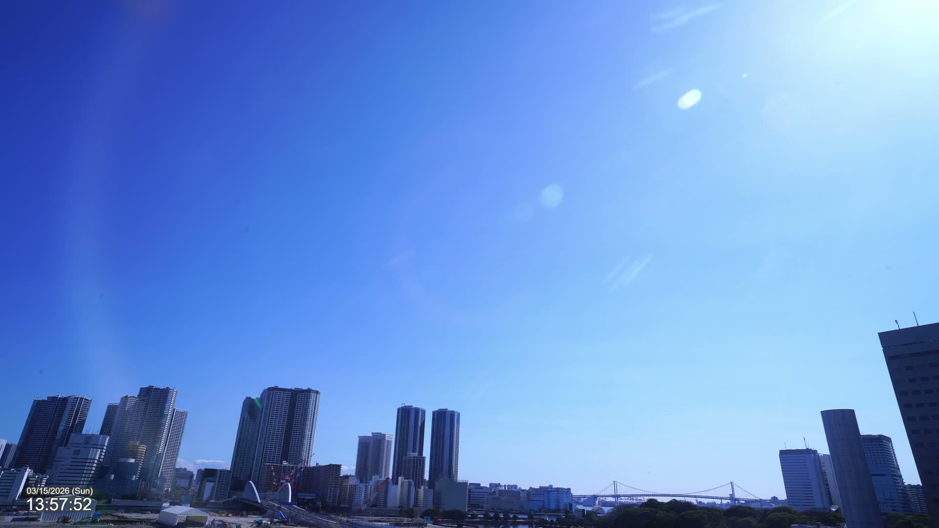 Tokyo, Kachidoki Towers View from Tsukiji ( 東京、築地からの勝どきタワーズビュー ) Live Cam - Tsukiji, Chuo Ku, Tokyo, Kantō, Honshu, Japan