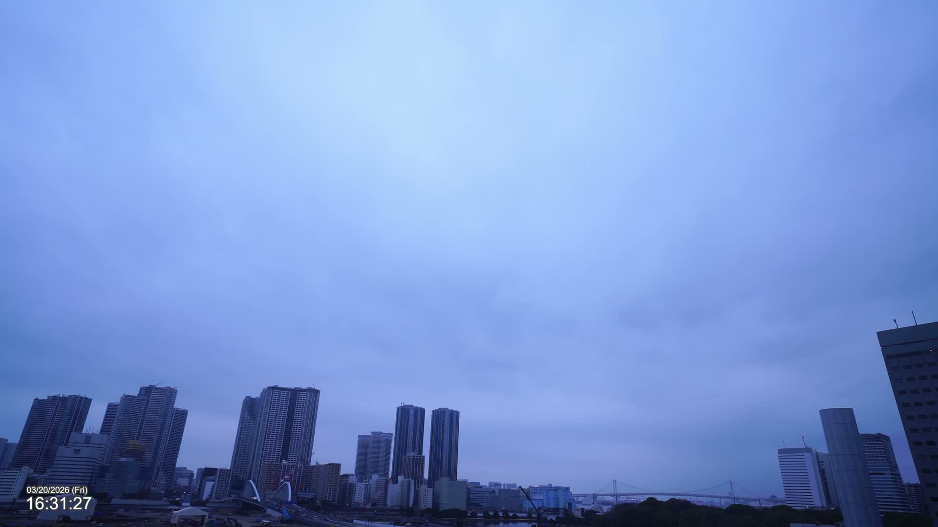 Tokyo, Kachidoki Towers View from Tsukiji ( 東京、築地からの勝どきタワーズビュー ) Live Cam - Tsukiji, Chuo Ku, Tokyo, Kantō, Honshu, Japan