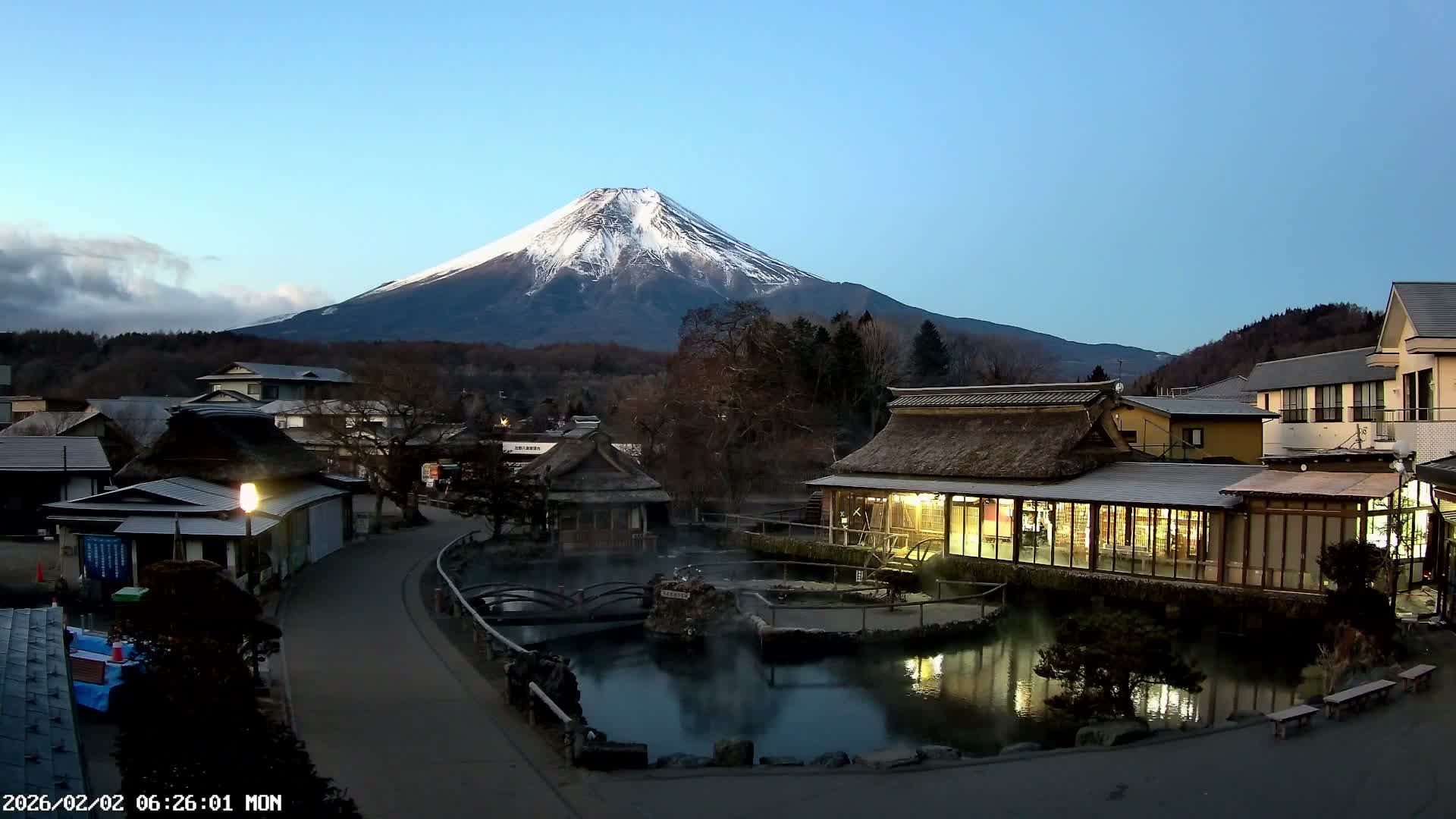 Oshino , Shibokusa Village, Oshino Hakkai & Mount Fuji View ( 忍野、志木草村、忍野八海、富士山の眺め) Live Cam - Shibokusa, Oshino, Minamitsuru, Yamanashi, Tokai, Chubu, Japan