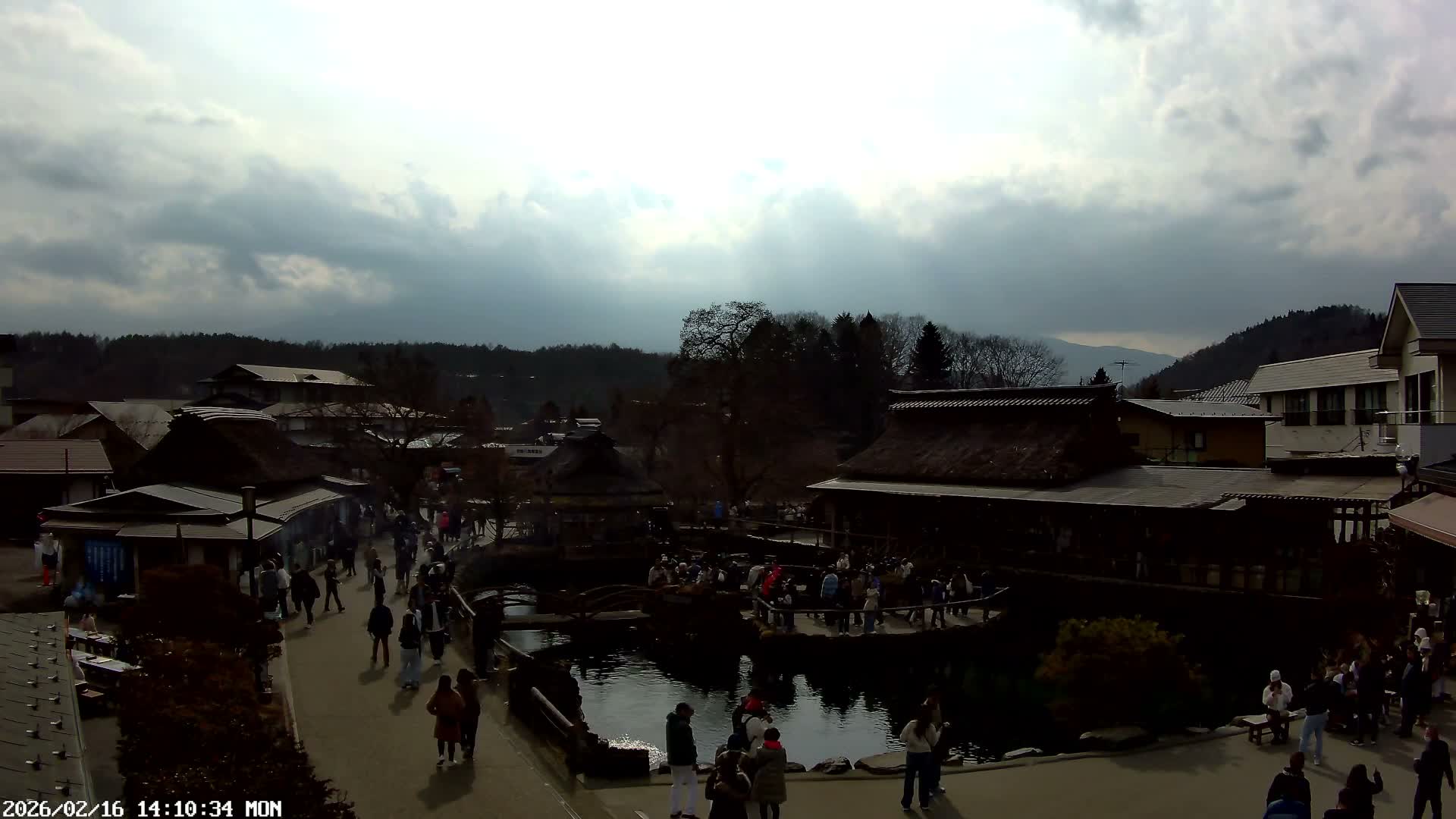 Oshino , Shibokusa Village, Oshino Hakkai & Mount Fuji View ( 忍野、志木草村、忍野八海、富士山の眺め) Live Cam - Shibokusa, Oshino, Minamitsuru, Yamanashi, Tokai, Chubu, Japan