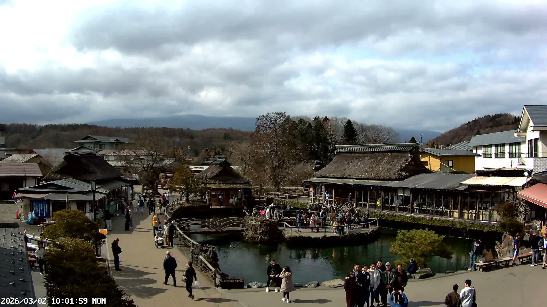 Oshino , Shibokusa Village, Oshino Hakkai & Mount Fuji View ( 忍野、志木草村、忍野八海、富士山の眺め) Live Cam - Shibokusa, Oshino, Minamitsuru, Yamanashi, Tokai, Chubu, Japan