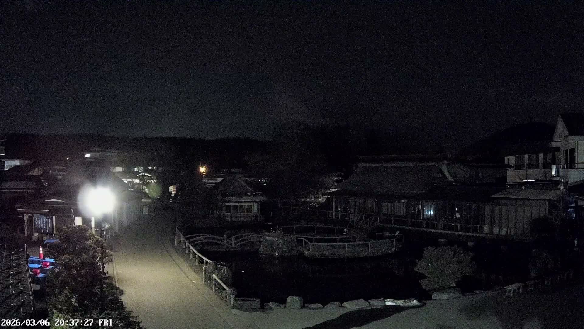 Oshino , Shibokusa Village, Oshino Hakkai & Mount Fuji View ( 忍野、志木草村、忍野八海、富士山の眺め) Live Cam - Shibokusa, Oshino, Minamitsuru, Yamanashi, Tokai, Chubu, Japan