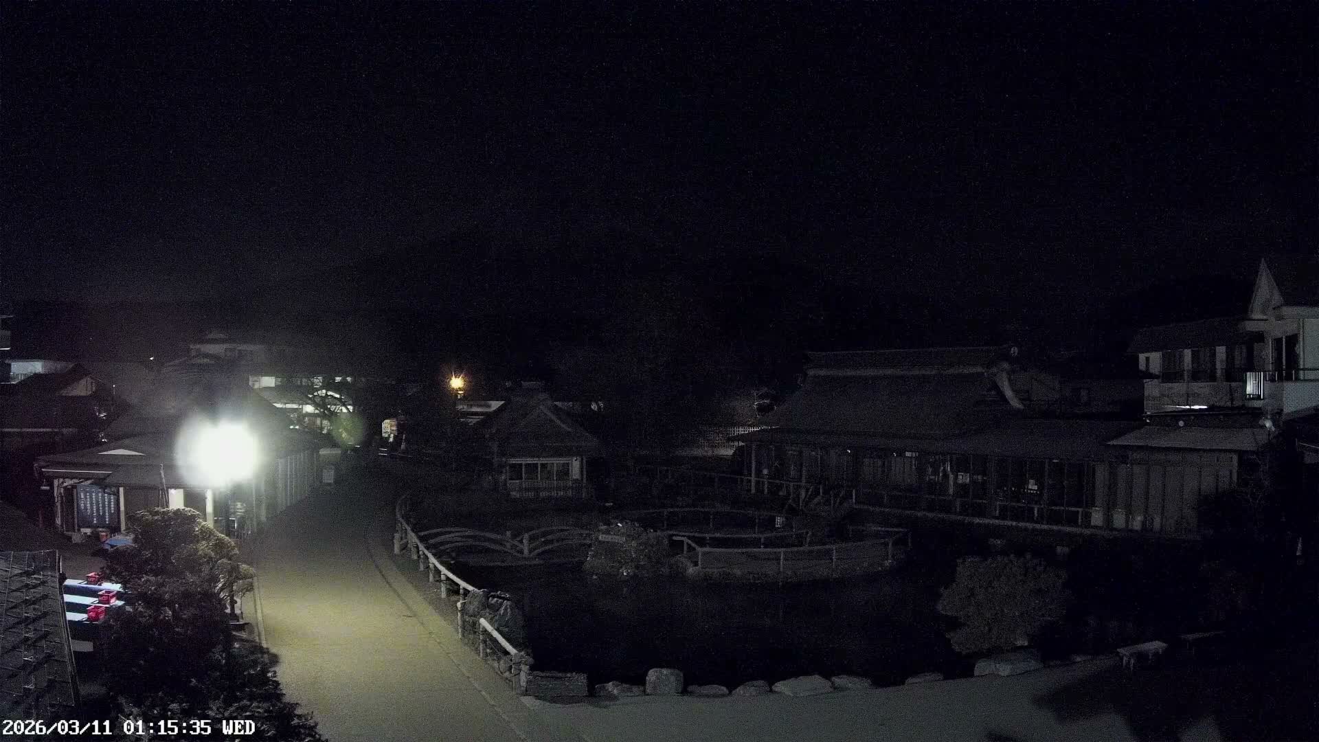 Oshino , Shibokusa Village, Oshino Hakkai & Mount Fuji View ( 忍野、志木草村、忍野八海、富士山の眺め) Live Cam - Shibokusa, Oshino, Minamitsuru, Yamanashi, Tokai, Chubu, Japan