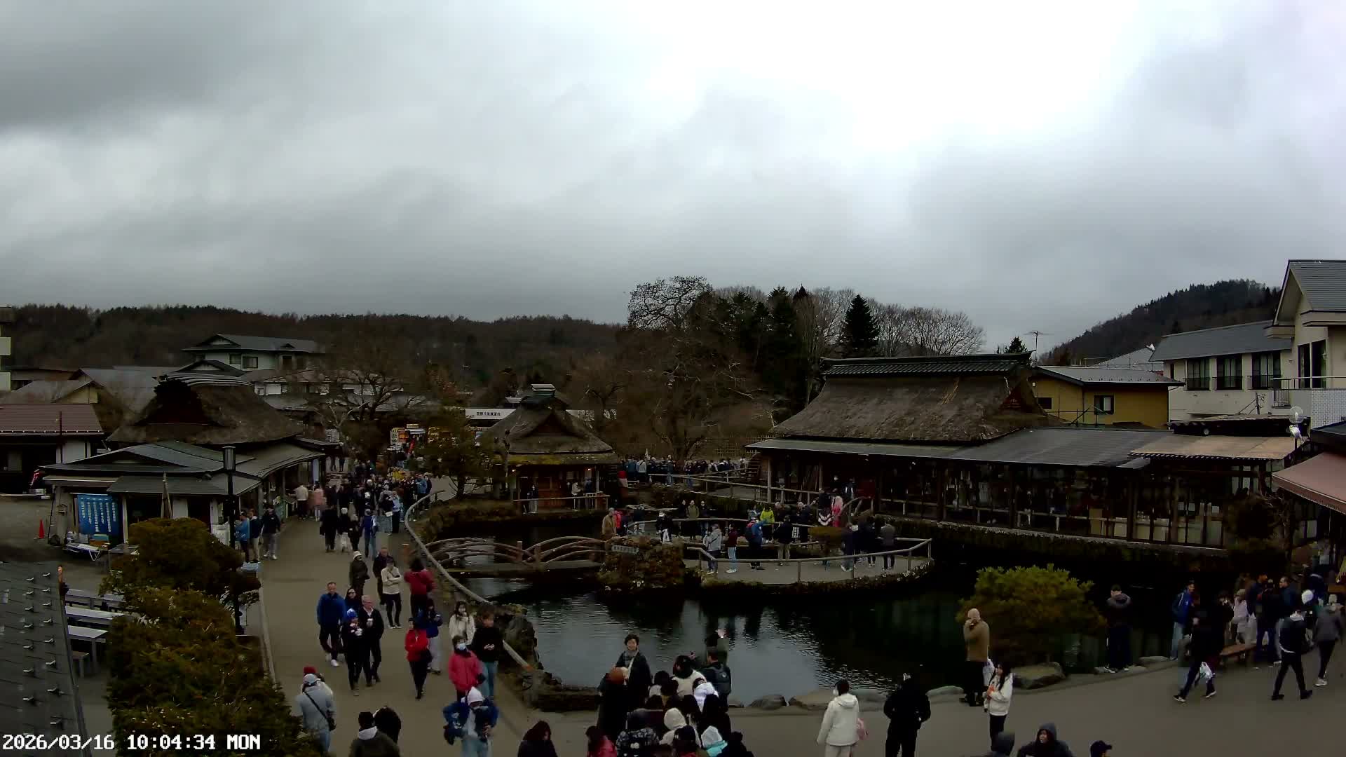 Oshino , Shibokusa Village, Oshino Hakkai & Mount Fuji View ( 忍野、志木草村、忍野八海、富士山の眺め) Live Cam - Shibokusa, Oshino, Minamitsuru, Yamanashi, Tokai, Chubu, Japan