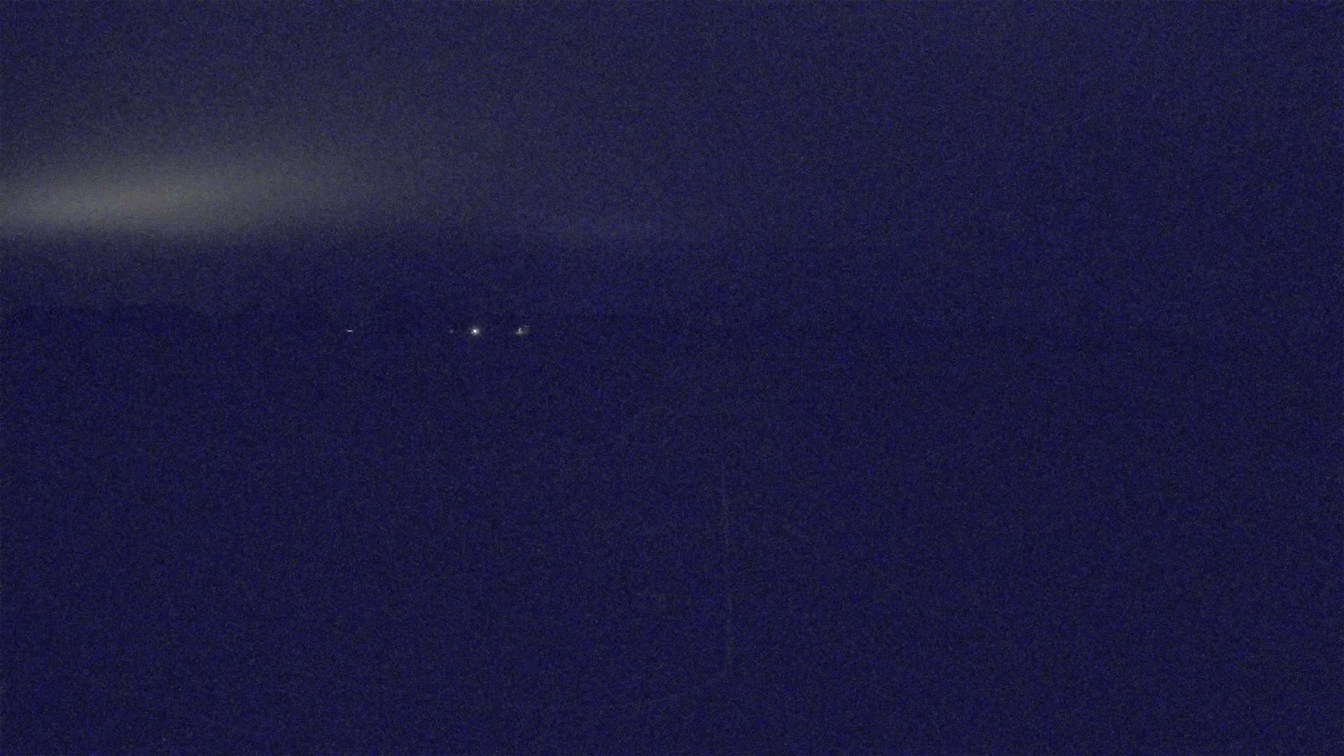 Lannion Cote de Granit  Airport Live Cam  LAI  - Lannion, Cotes-d'Armor, Bretagne, France
