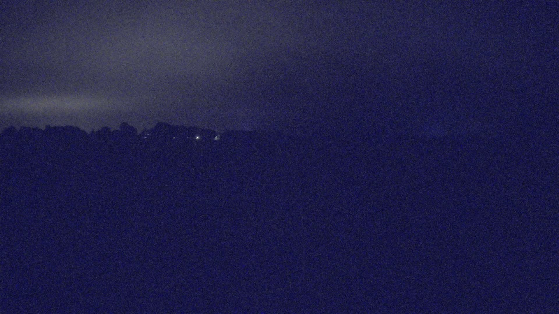 Lannion Cote de Granit  Airport Live Cam  LAI  - Lannion, Cotes-d'Armor, Bretagne, France