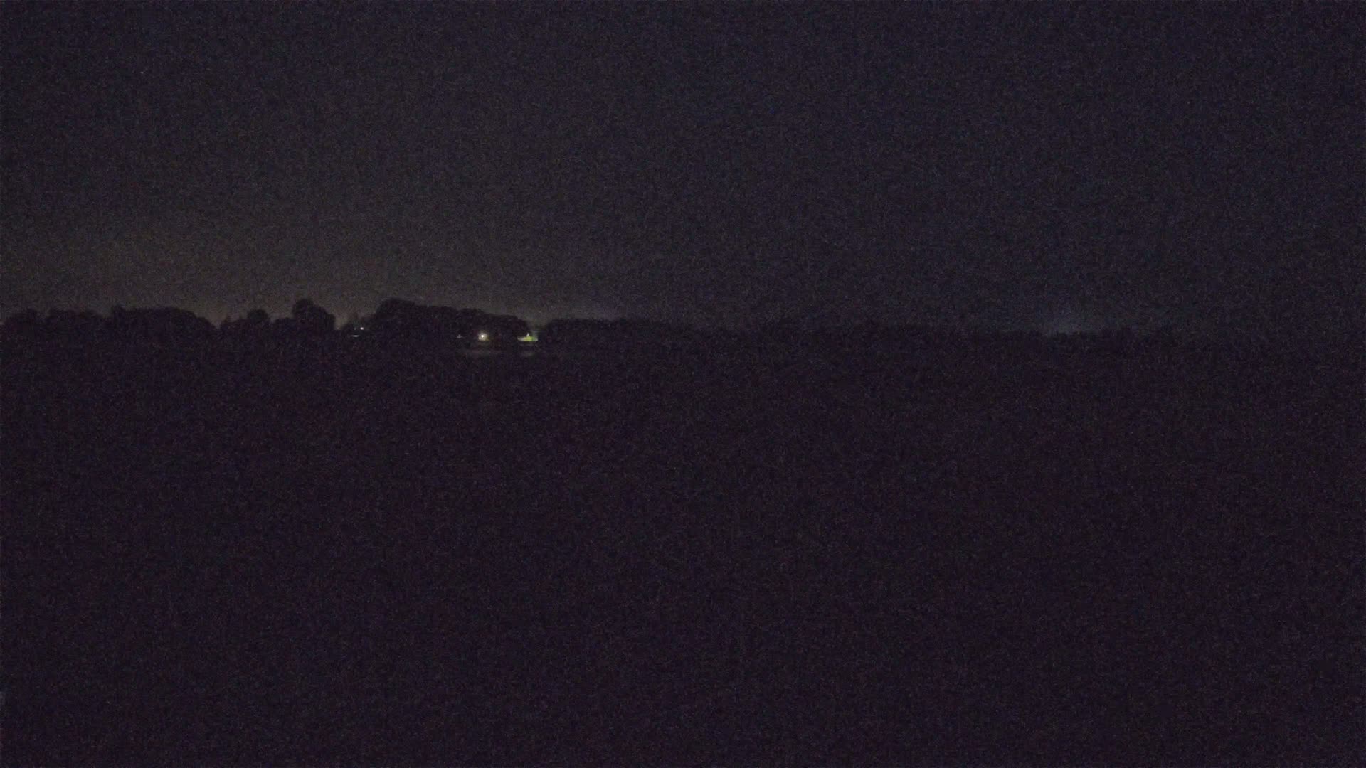 Lannion Cote de Granit  Airport Live Cam  LAI  - Lannion, Cotes-d'Armor, Bretagne, France