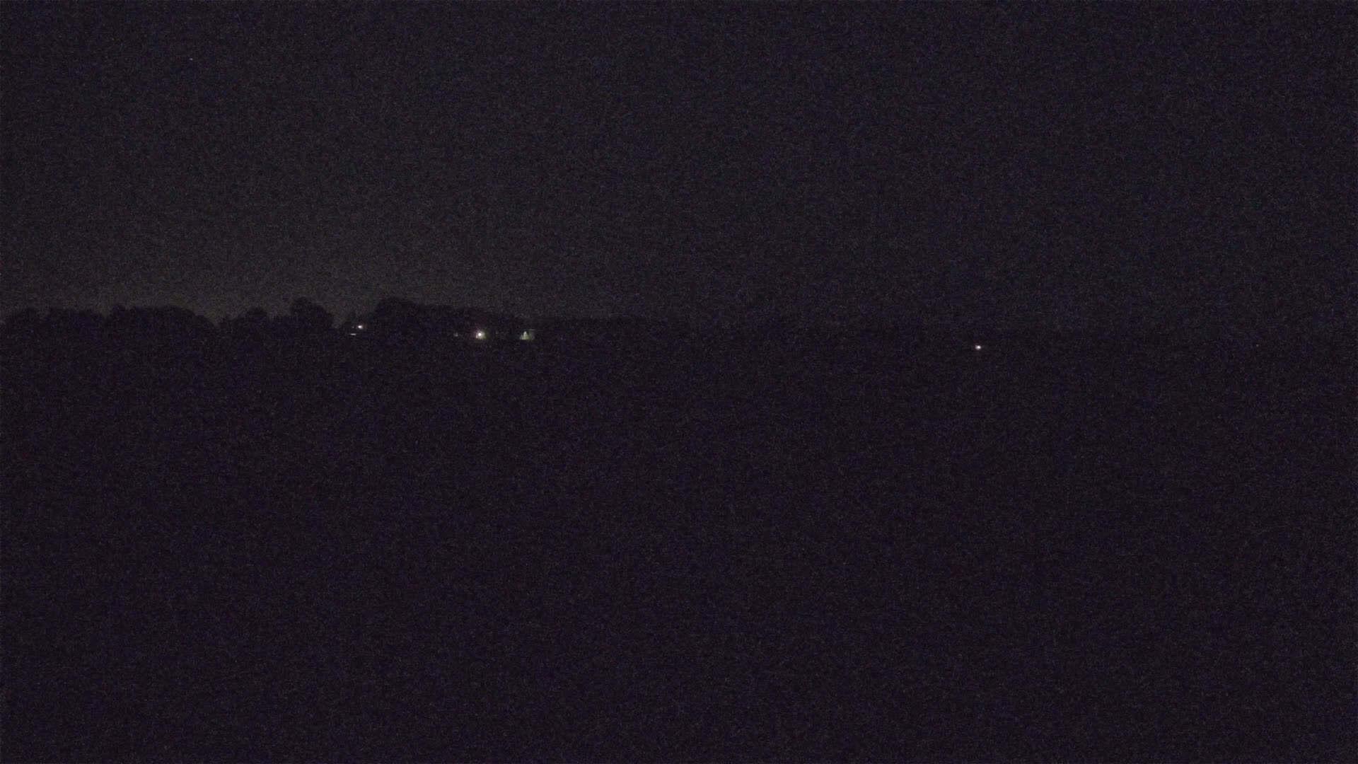 Lannion Cote de Granit  Airport Live Cam  LAI  - Lannion, Cotes-d'Armor, Bretagne, France