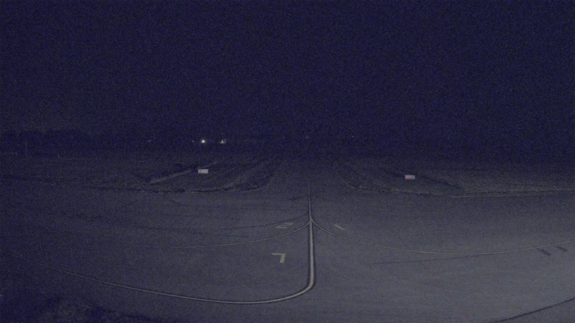 Lannion Cote de Granit  Airport Live Cam  LAI  - Lannion, Cotes-d'Armor, Bretagne, France