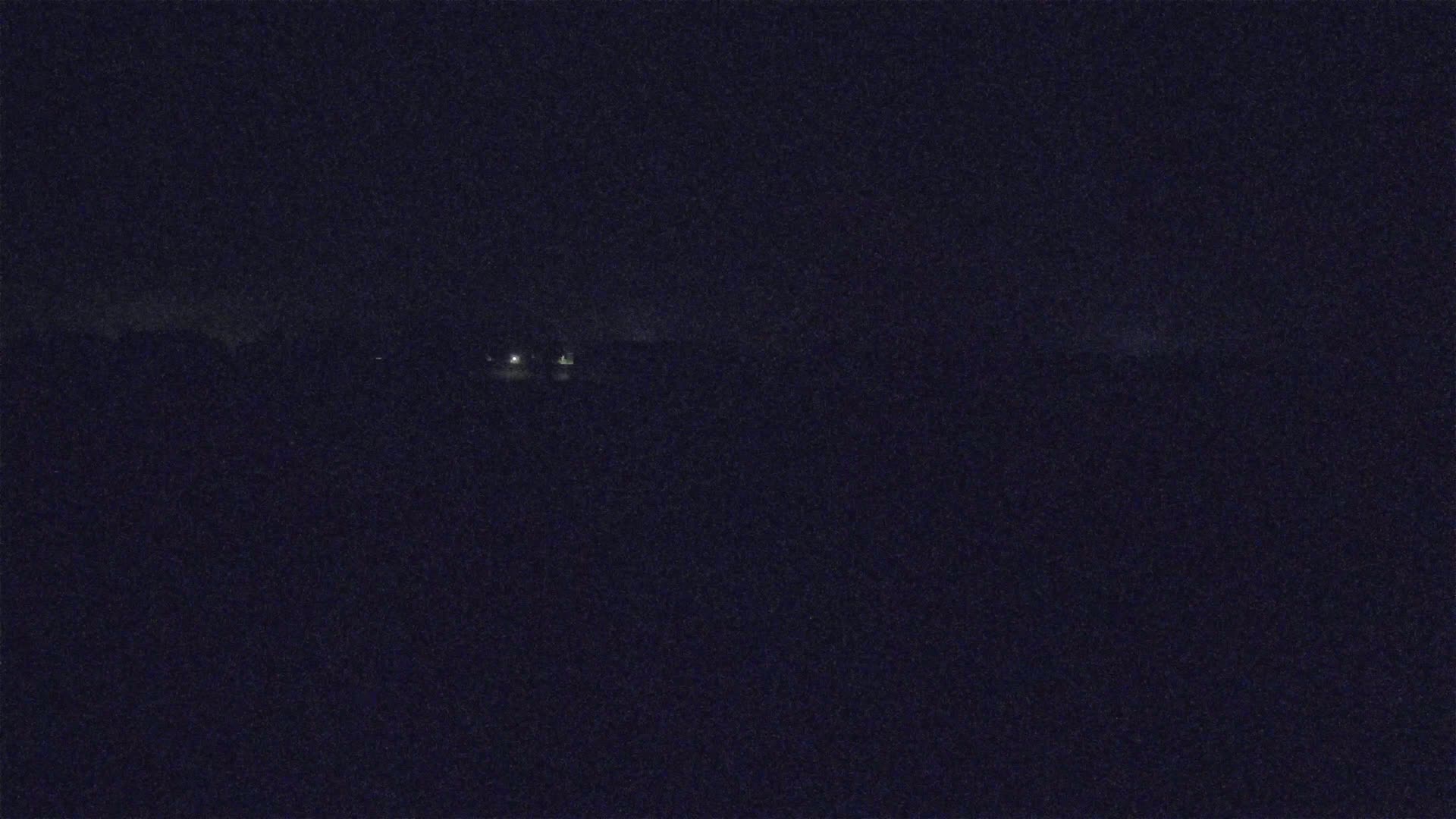 Lannion Cote de Granit  Airport Live Cam  LAI  - Lannion, Cotes-d'Armor, Bretagne, France