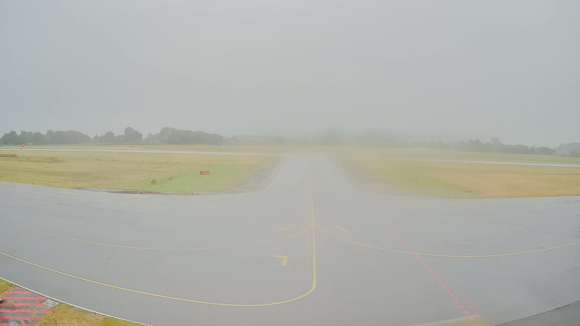 Lannion Cote de Granit  Airport Live Cam  LAI  - Lannion, Cotes-d'Armor, Bretagne, France