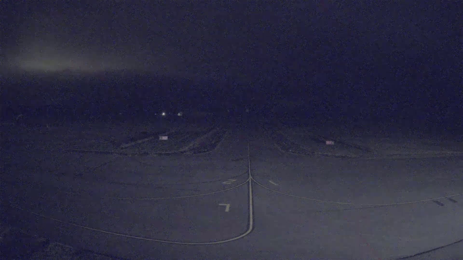 Lannion Cote de Granit  Airport Live Cam  LAI  - Lannion, Cotes-d'Armor, Bretagne, France