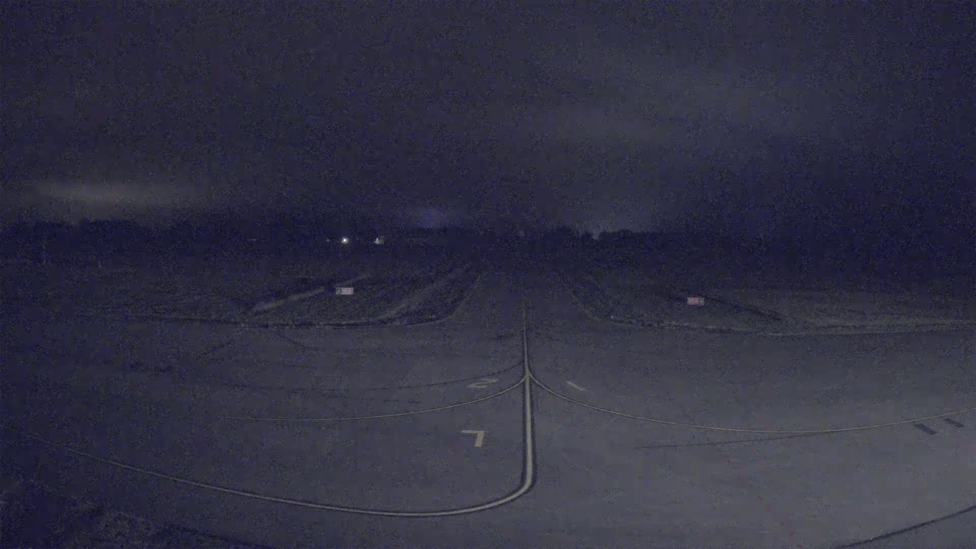 Lannion Cote de Granit  Airport Live Cam  LAI  - Lannion, Cotes-d'Armor, Bretagne, France