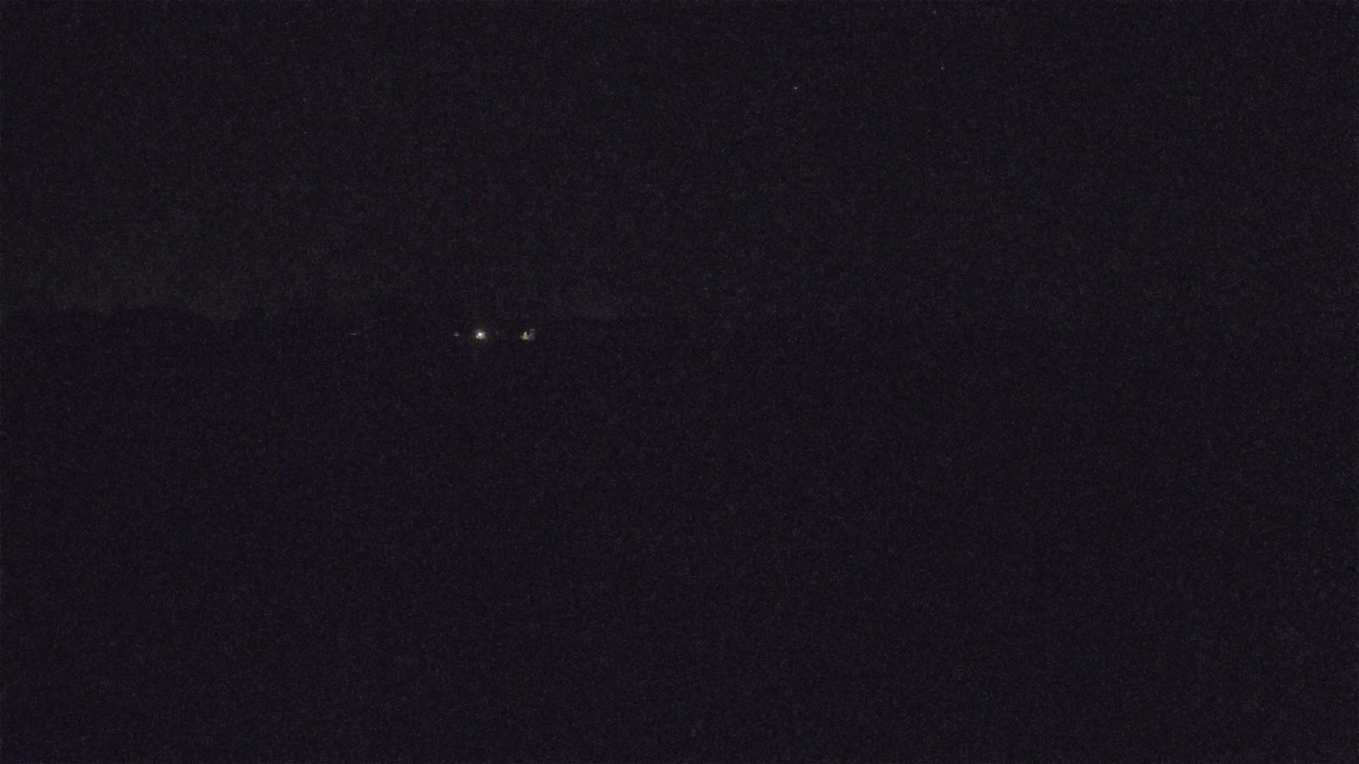 Lannion Cote de Granit  Airport Live Cam  LAI  - Lannion, Cotes-d'Armor, Bretagne, France
