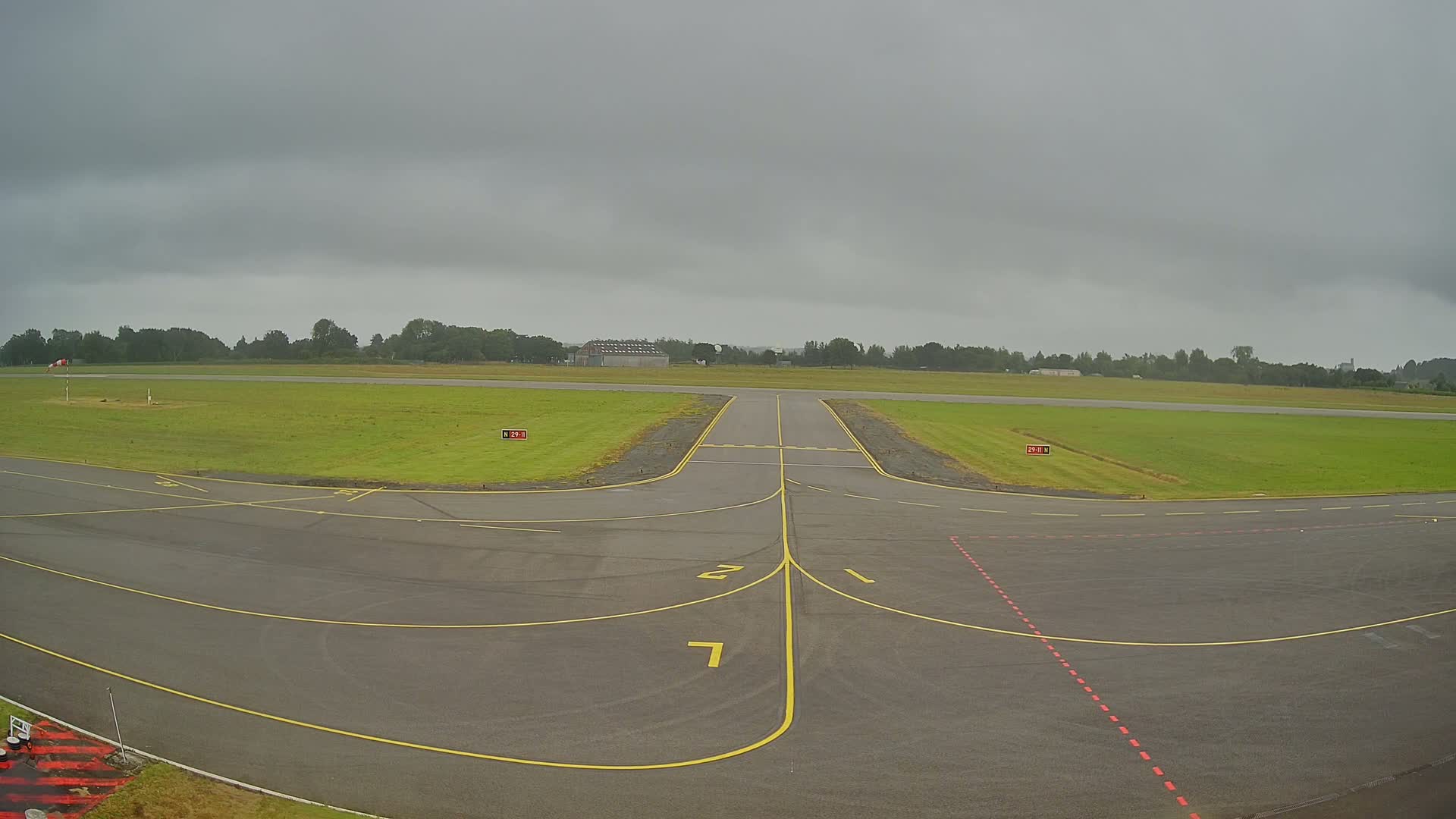 Lannion Cote de Granit  Airport Live Cam  LAI  - Lannion, Cotes-d'Armor, Bretagne, France