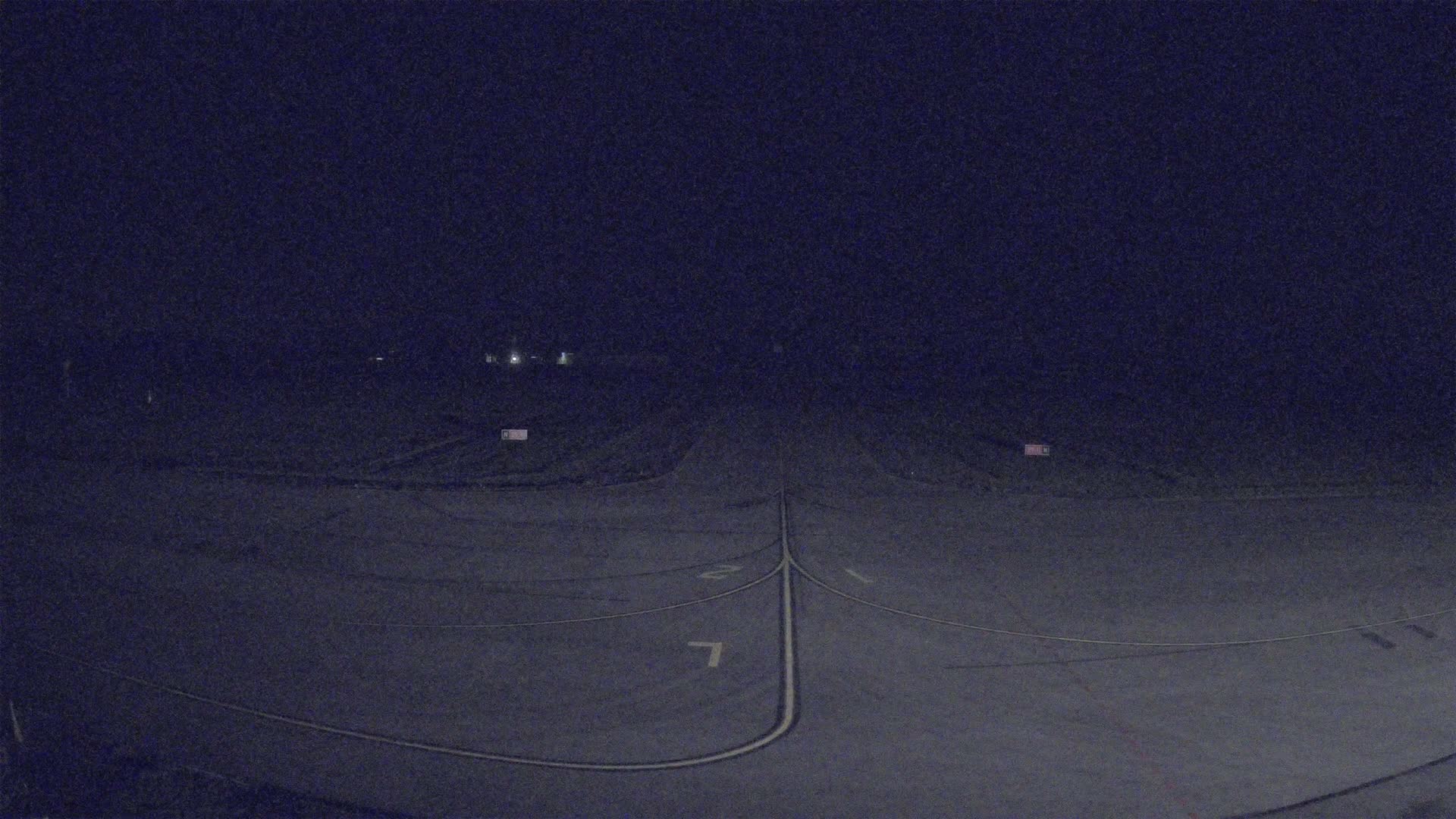 Lannion Cote de Granit  Airport Live Cam  LAI  - Lannion, Cotes-d'Armor, Bretagne, France