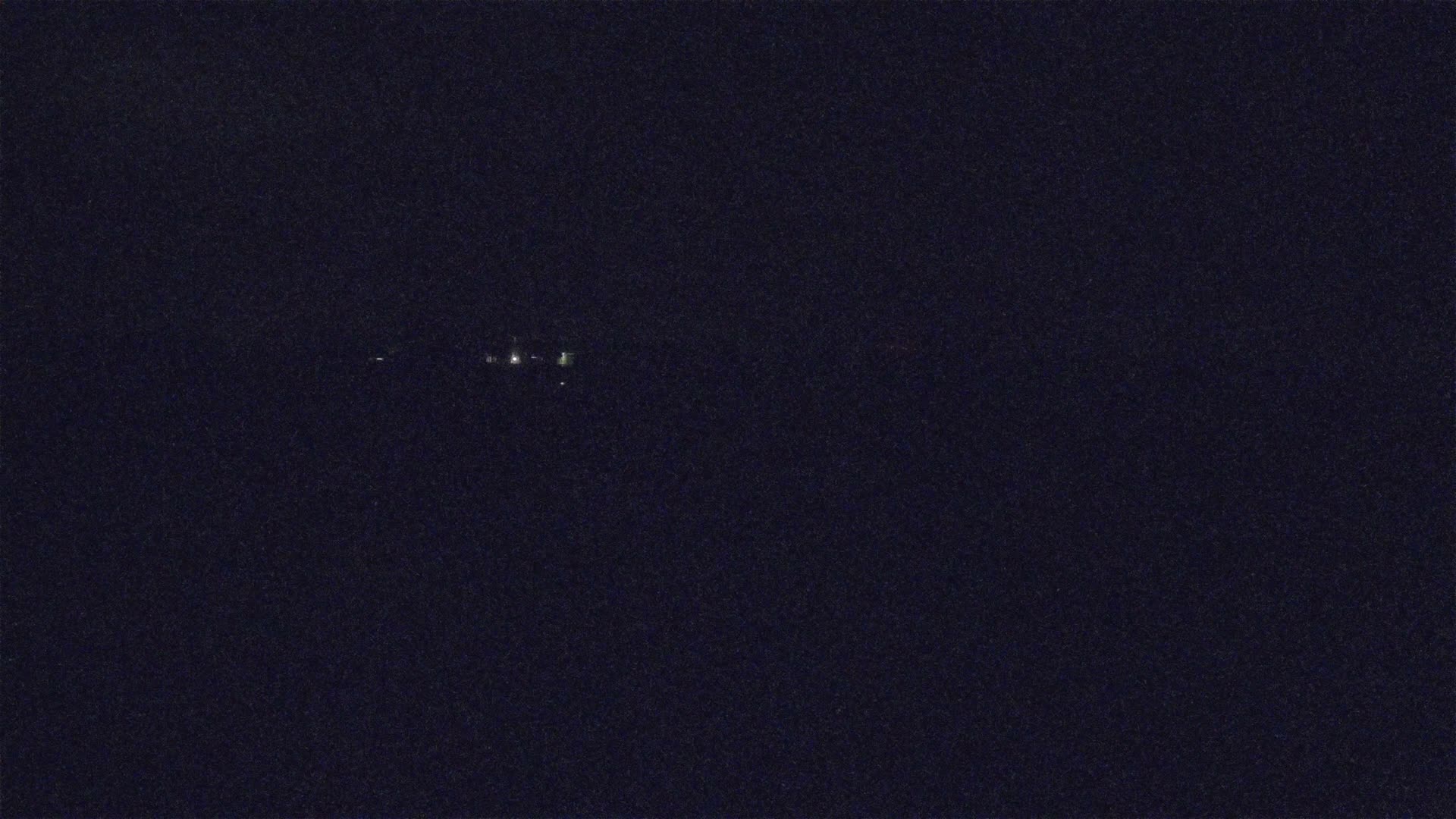 Lannion Cote de Granit  Airport Live Cam  LAI  - Lannion, Cotes-d'Armor, Bretagne, France