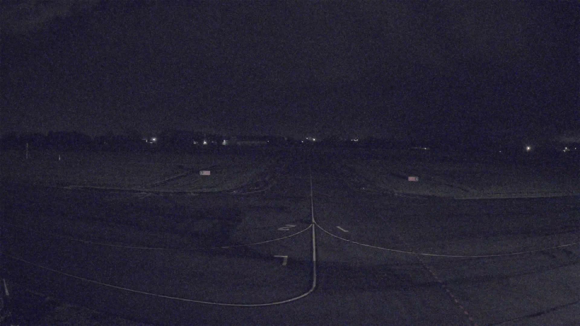 Lannion Cote de Granit  Airport Live Cam  LAI  - Lannion, Cotes-d'Armor, Bretagne, France