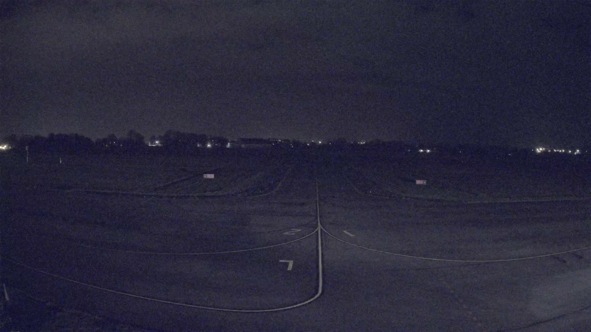 Lannion Cote de Granit  Airport Live Cam  LAI  - Lannion, Cotes-d'Armor, Bretagne, France