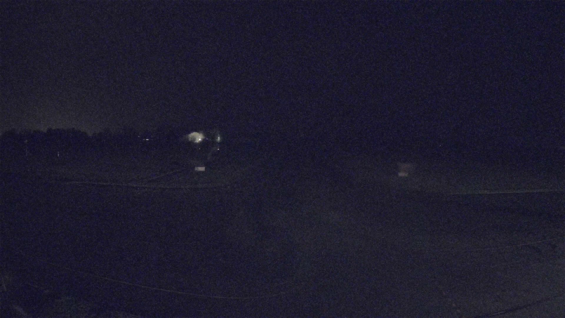 Lannion Cote de Granit  Airport Live Cam  LAI  - Lannion, Cotes-d'Armor, Bretagne, France