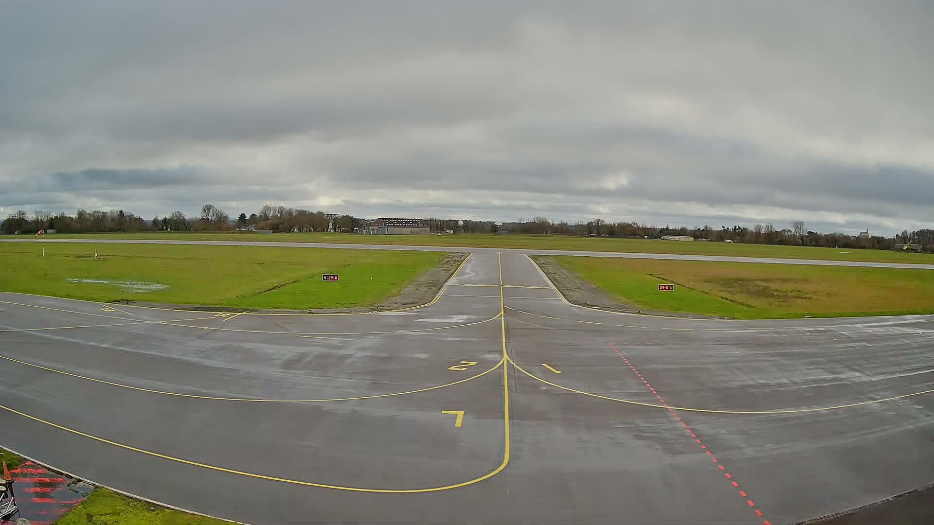 Lannion Cote de Granit  Airport Live Cam  LAI  - Lannion, Cotes-d'Armor, Bretagne, France