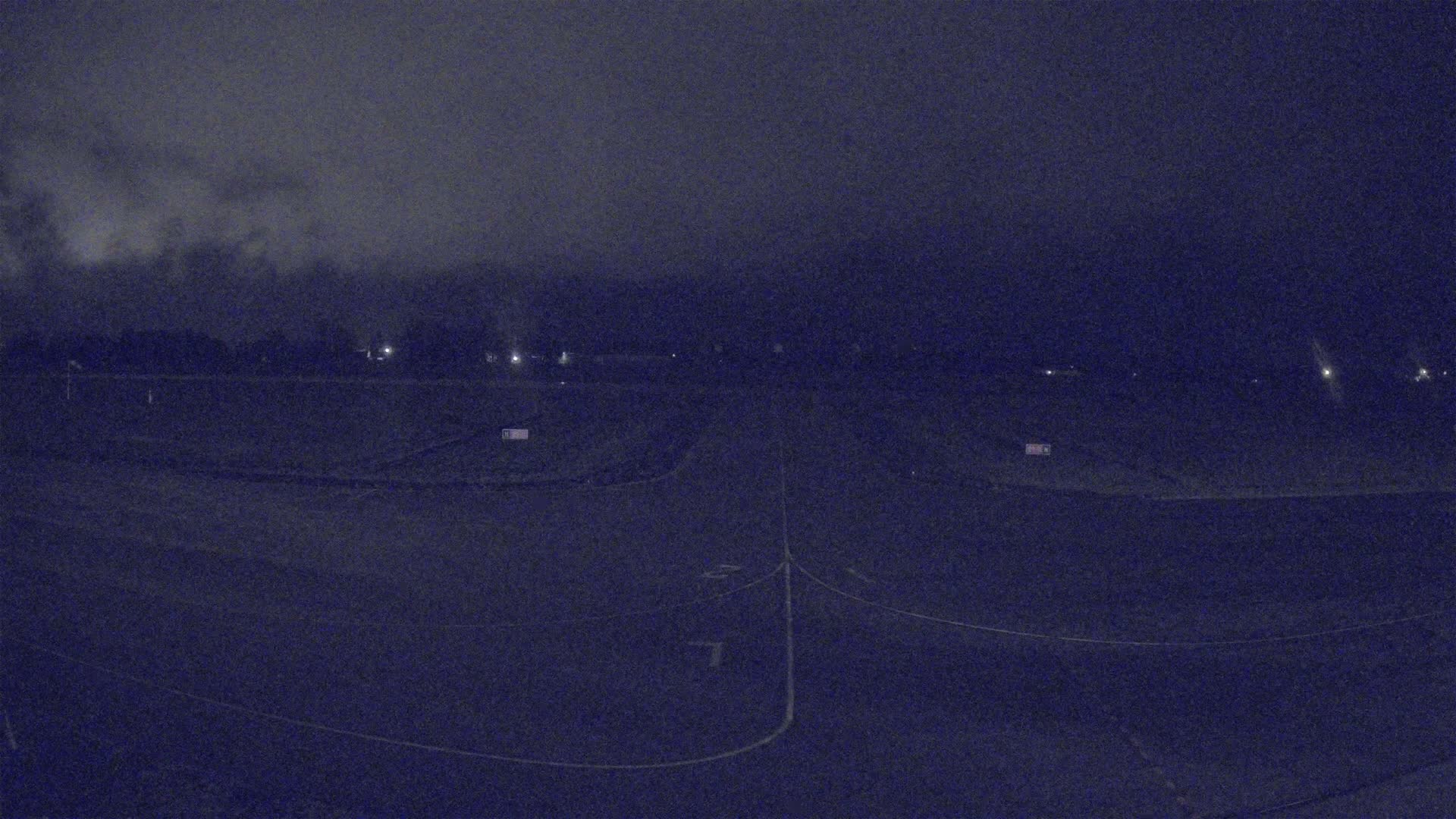 Lannion Cote de Granit  Airport Live Cam  LAI  - Lannion, Cotes-d'Armor, Bretagne, France