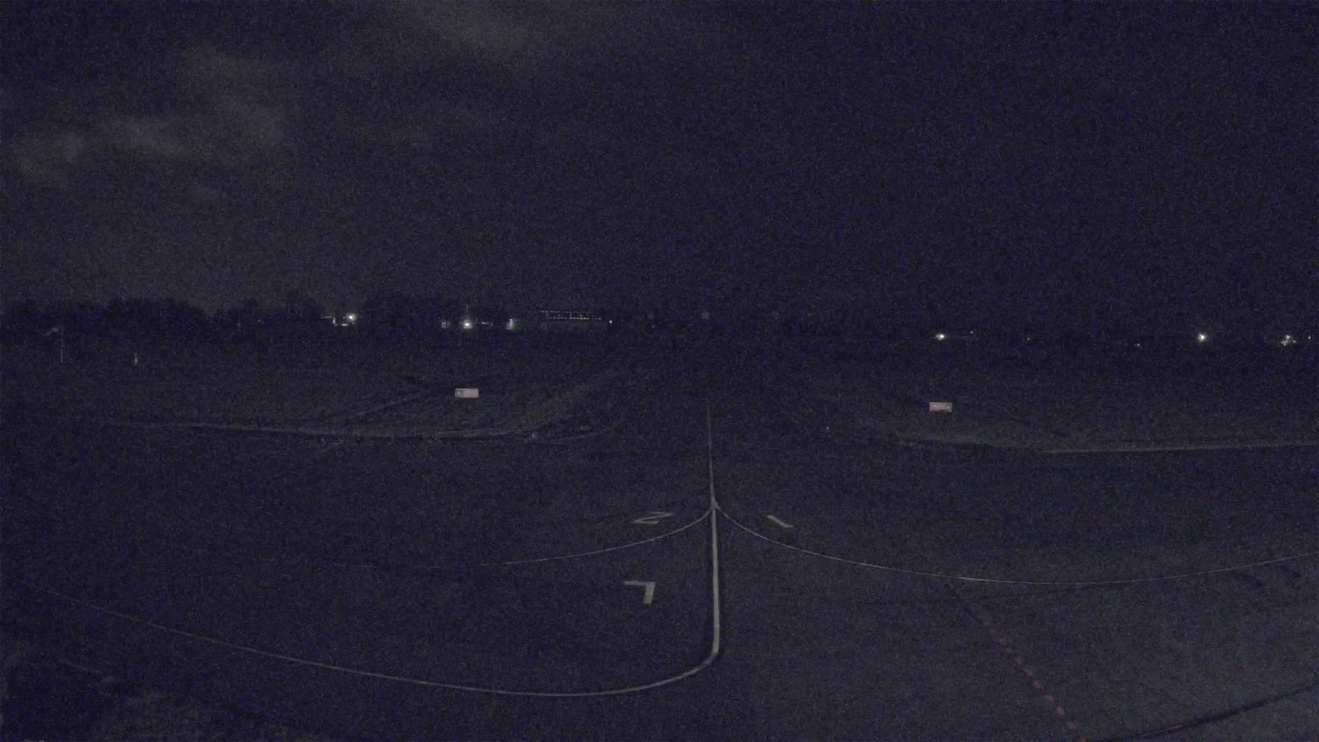 Lannion Cote de Granit  Airport Live Cam  LAI  - Lannion, Cotes-d'Armor, Bretagne, France