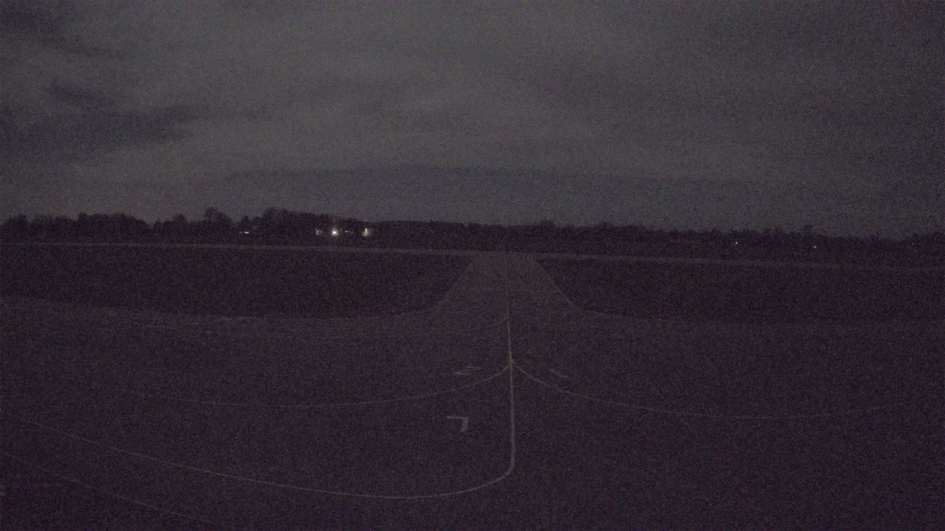 Lannion Cote de Granit  Airport Live Cam  LAI  - Lannion, Cotes-d'Armor, Bretagne, France