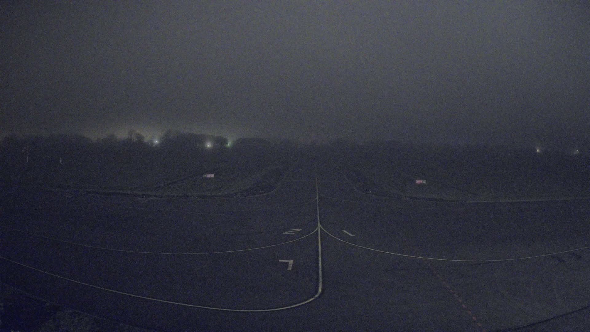 Lannion Cote de Granit  Airport Live Cam  LAI  - Lannion, Cotes-d'Armor, Bretagne, France