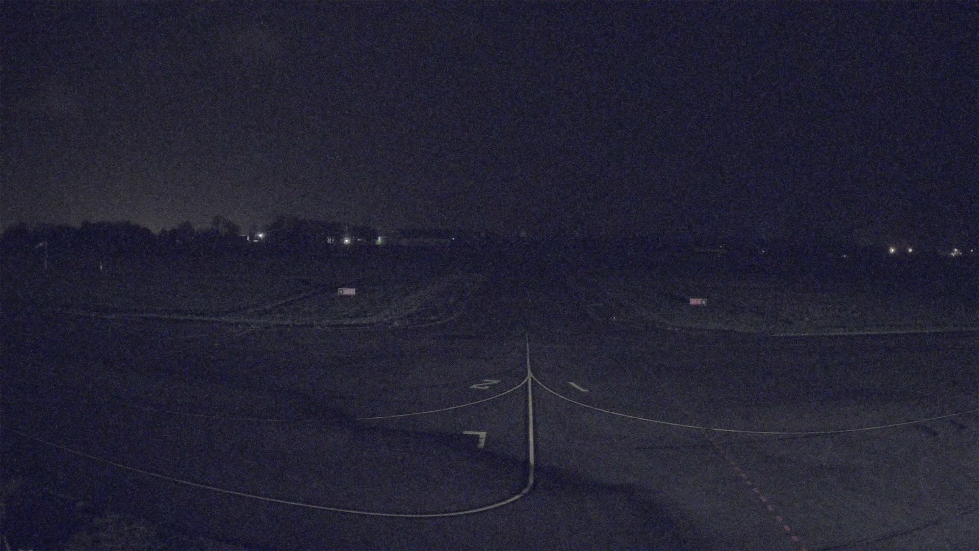 Lannion Cote de Granit  Airport Live Cam  LAI  - Lannion, Cotes-d'Armor, Bretagne, France