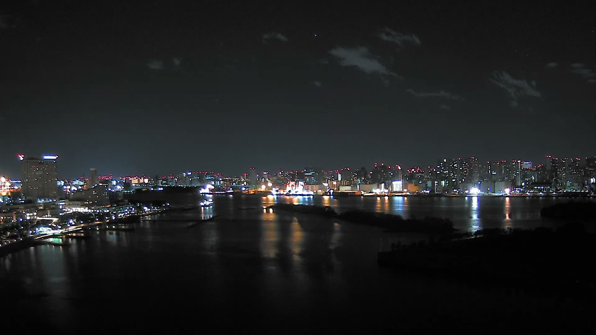 Tokyo, Odaiba Island /Tokyo Bay & Shinagawa View ( 東京、お台場アイランド／東京湾＆品川ビュー ) Live Cam - Daiba, Odaiba, Minato-ku, Tokyo, Kantō, Honshu, Japan