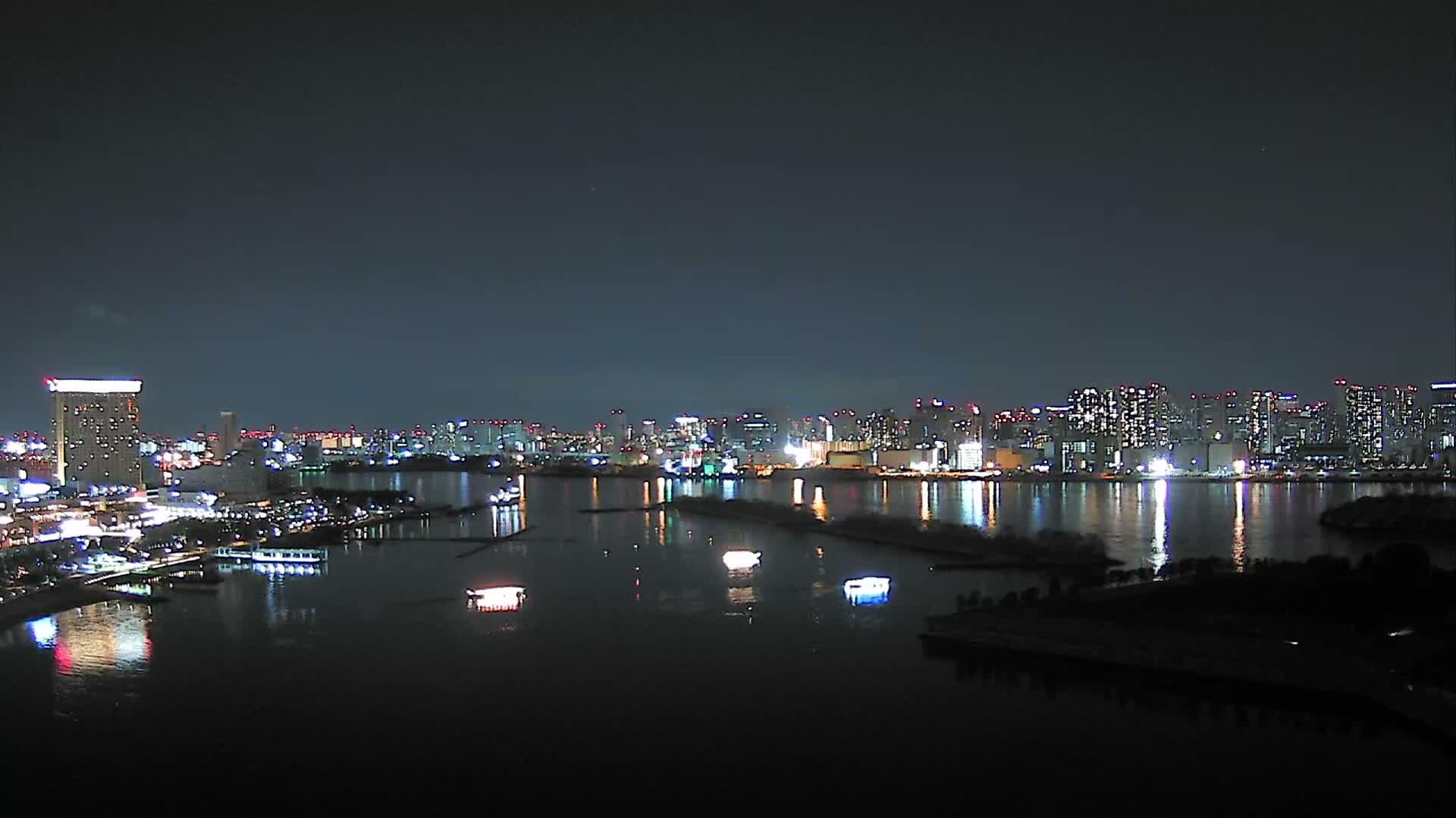 Tokyo, Odaiba Island /Tokyo Bay & Shinagawa View ( 東京、お台場アイランド／東京湾＆品川ビュー ) Live Cam - Daiba, Odaiba, Minato-ku, Tokyo, Kantō, Honshu, Japan
