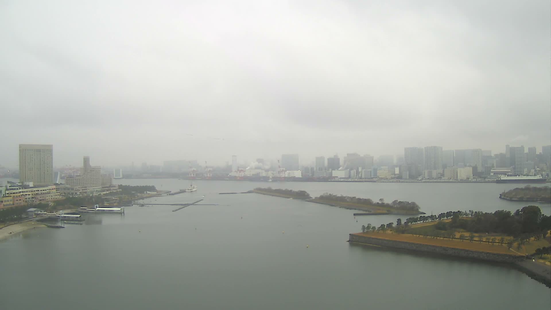 Tokyo, Odaiba Island /Tokyo Bay & Shinagawa View ( 東京、お台場アイランド／東京湾＆品川ビュー ) Live Cam - Daiba, Odaiba, Minato-ku, Tokyo, Kantō, Honshu, Japan