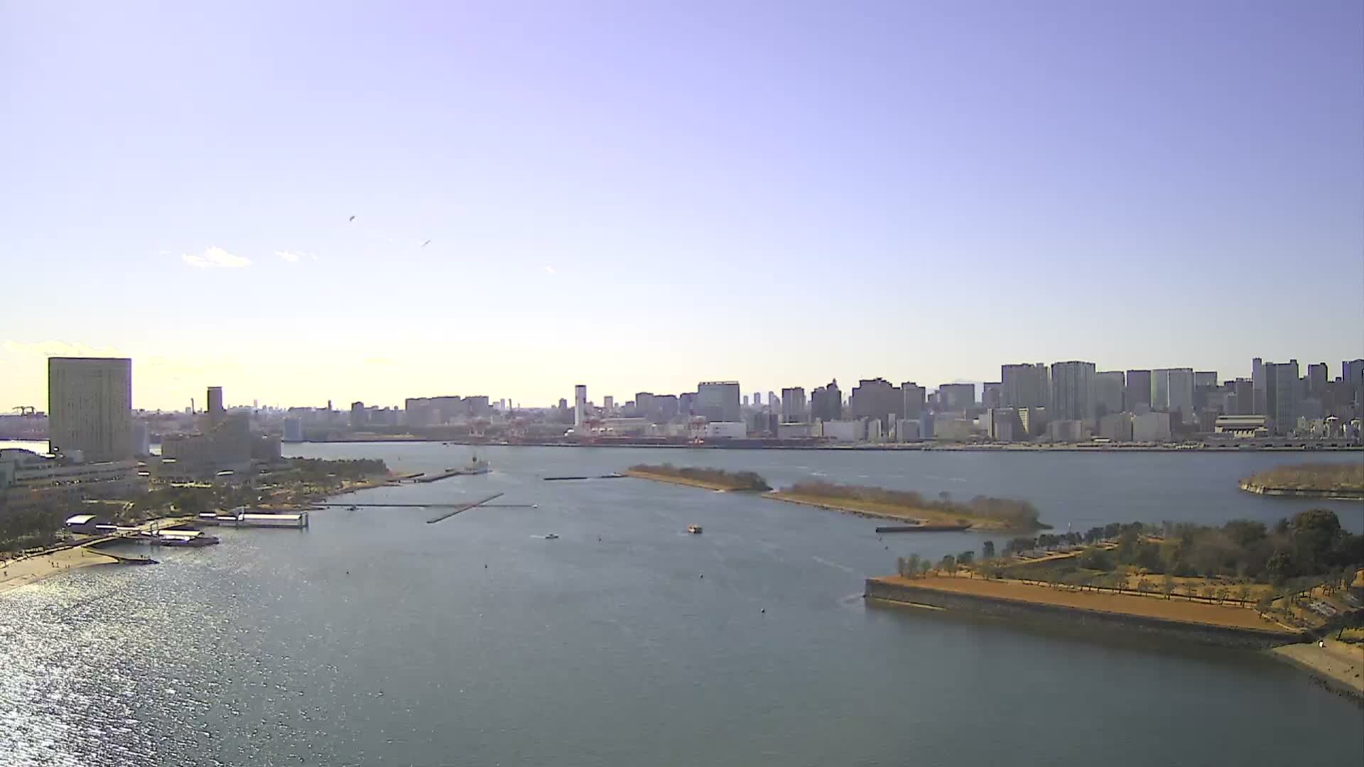 Tokyo, Odaiba Island /Tokyo Bay & Shinagawa View ( 東京、お台場アイランド／東京湾＆品川ビュー ) Live Cam - Daiba, Odaiba, Minato-ku, Tokyo, Kantō, Honshu, Japan