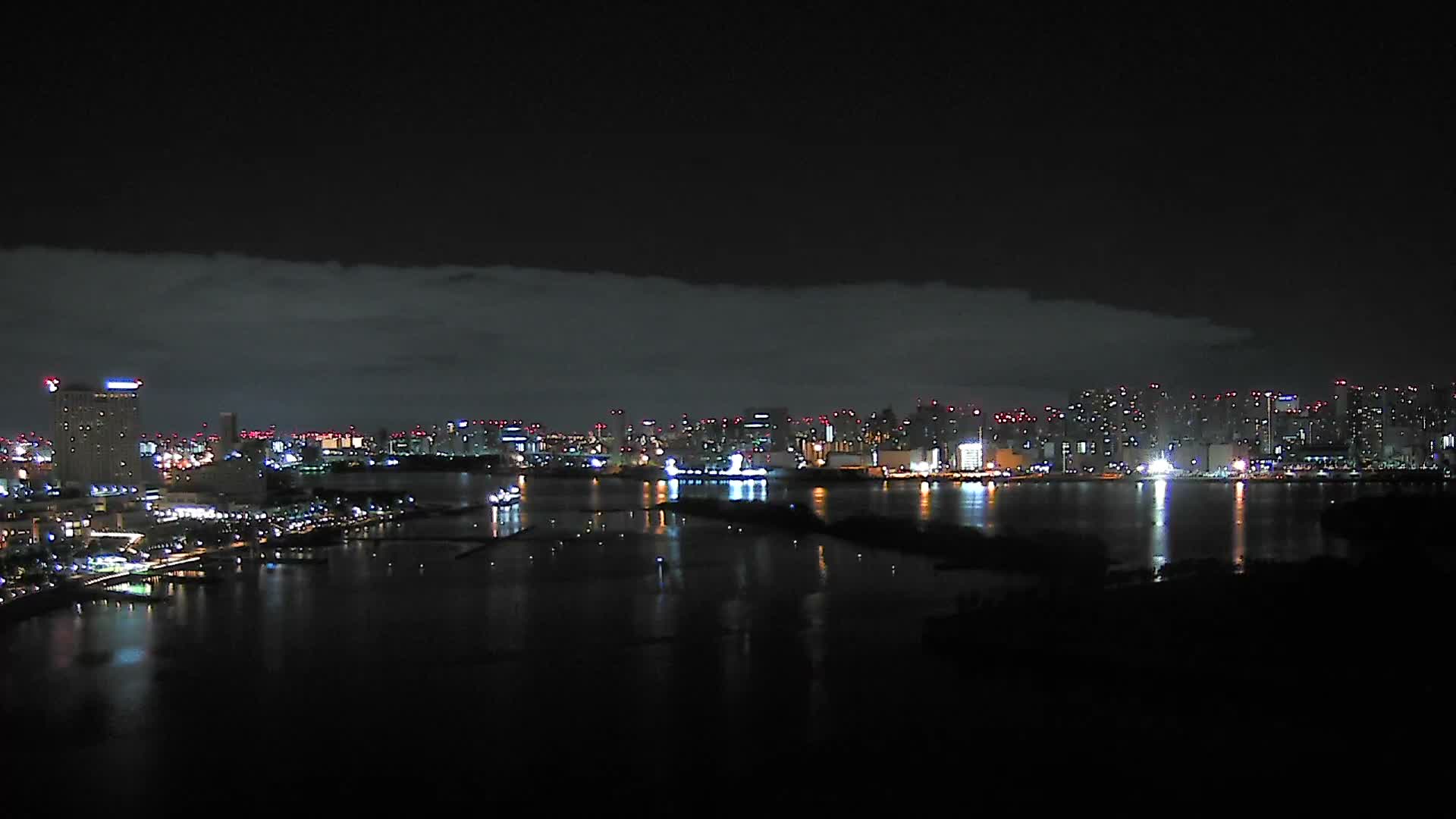 Tokyo, Odaiba Island /Tokyo Bay & Shinagawa View ( 東京、お台場アイランド／東京湾＆品川ビュー ) Live Cam - Daiba, Odaiba, Minato-ku, Tokyo, Kantō, Honshu, Japan
