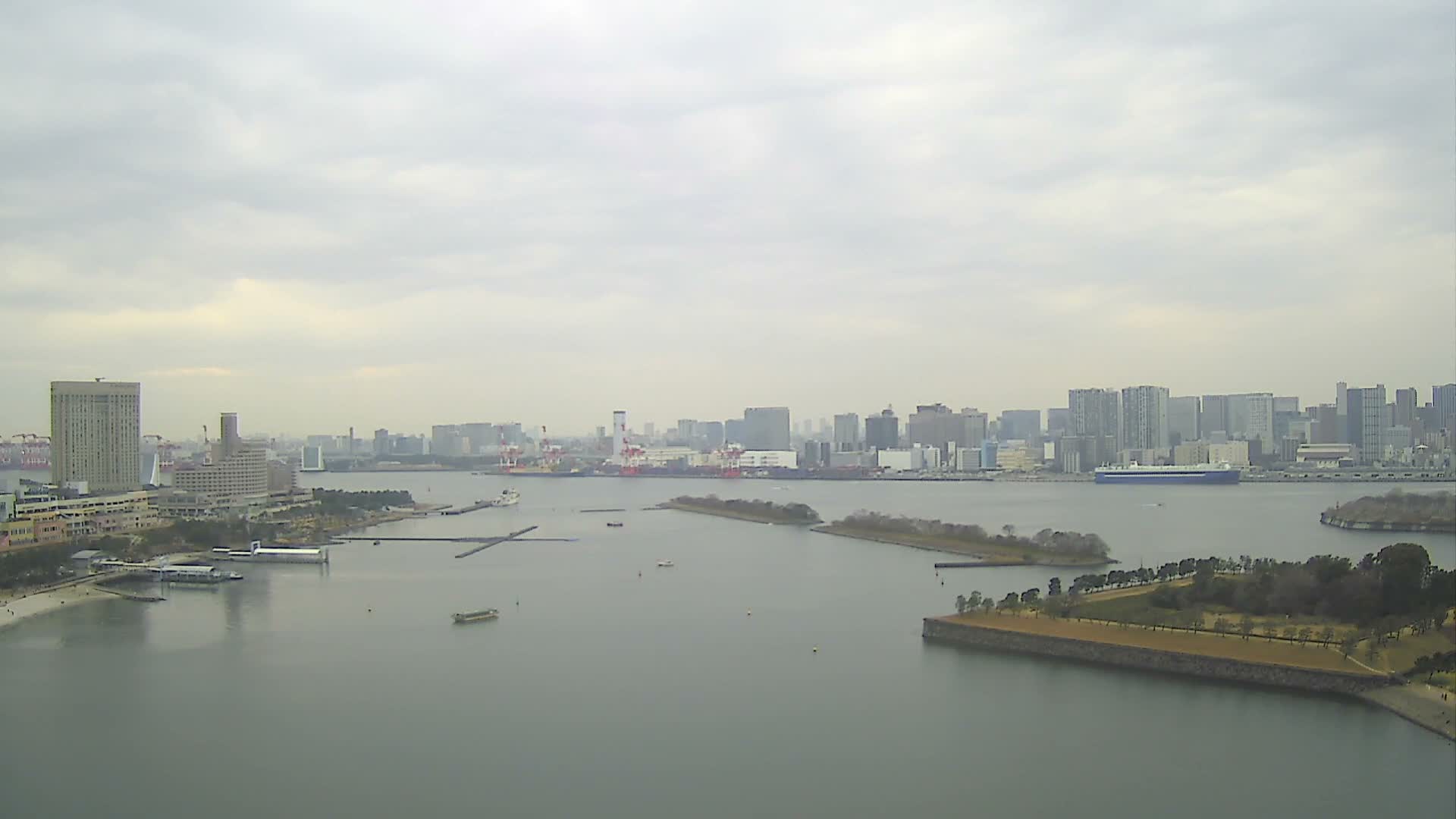 Tokyo, Odaiba Island /Tokyo Bay & Shinagawa View ( 東京、お台場アイランド／東京湾＆品川ビュー ) Live Cam - Daiba, Odaiba, Minato-ku, Tokyo, Kantō, Honshu, Japan