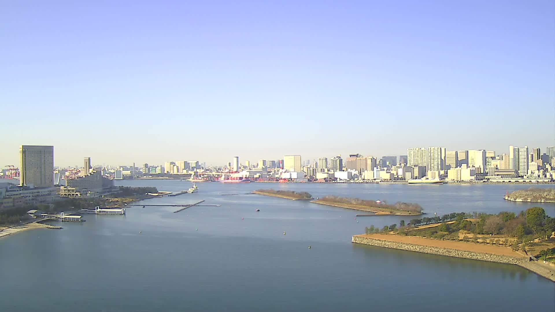 Tokyo, Odaiba Island /Tokyo Bay & Shinagawa View ( 東京、お台場アイランド／東京湾＆品川ビュー ) Live Cam - Daiba, Odaiba, Minato-ku, Tokyo, Kantō, Honshu, Japan