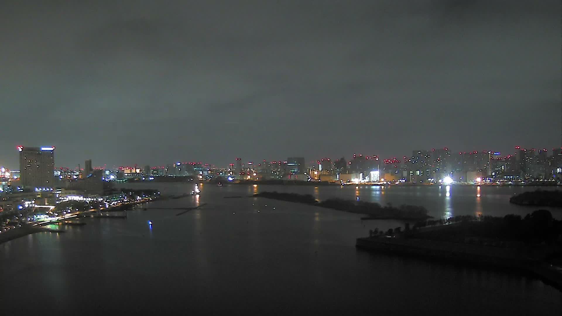 Tokyo, Odaiba Island /Tokyo Bay & Shinagawa View ( 東京、お台場アイランド／東京湾＆品川ビュー ) Live Cam - Daiba, Odaiba, Minato-ku, Tokyo, Kantō, Honshu, Japan