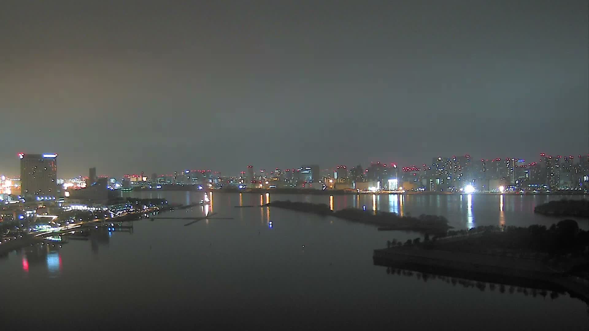 Tokyo, Odaiba Island /Tokyo Bay & Shinagawa View ( 東京、お台場アイランド／東京湾＆品川ビュー ) Live Cam - Daiba, Odaiba, Minato-ku, Tokyo, Kantō, Honshu, Japan
