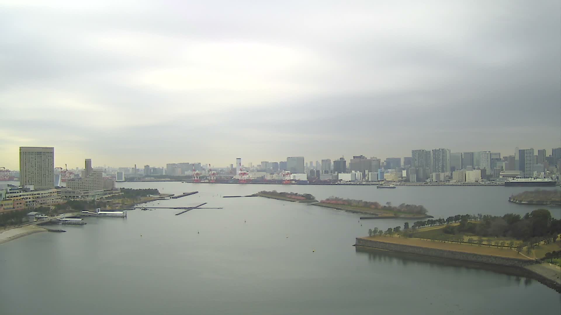 Tokyo, Odaiba Island /Tokyo Bay & Shinagawa View ( 東京、お台場アイランド／東京湾＆品川ビュー ) Live Cam - Daiba, Odaiba, Minato-ku, Tokyo, Kantō, Honshu, Japan