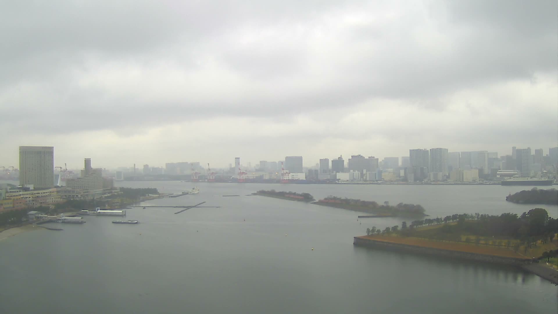 Tokyo, Odaiba Island /Tokyo Bay & Shinagawa View ( 東京、お台場アイランド／東京湾＆品川ビュー ) Live Cam - Daiba, Odaiba, Minato-ku, Tokyo, Kantō, Honshu, Japan