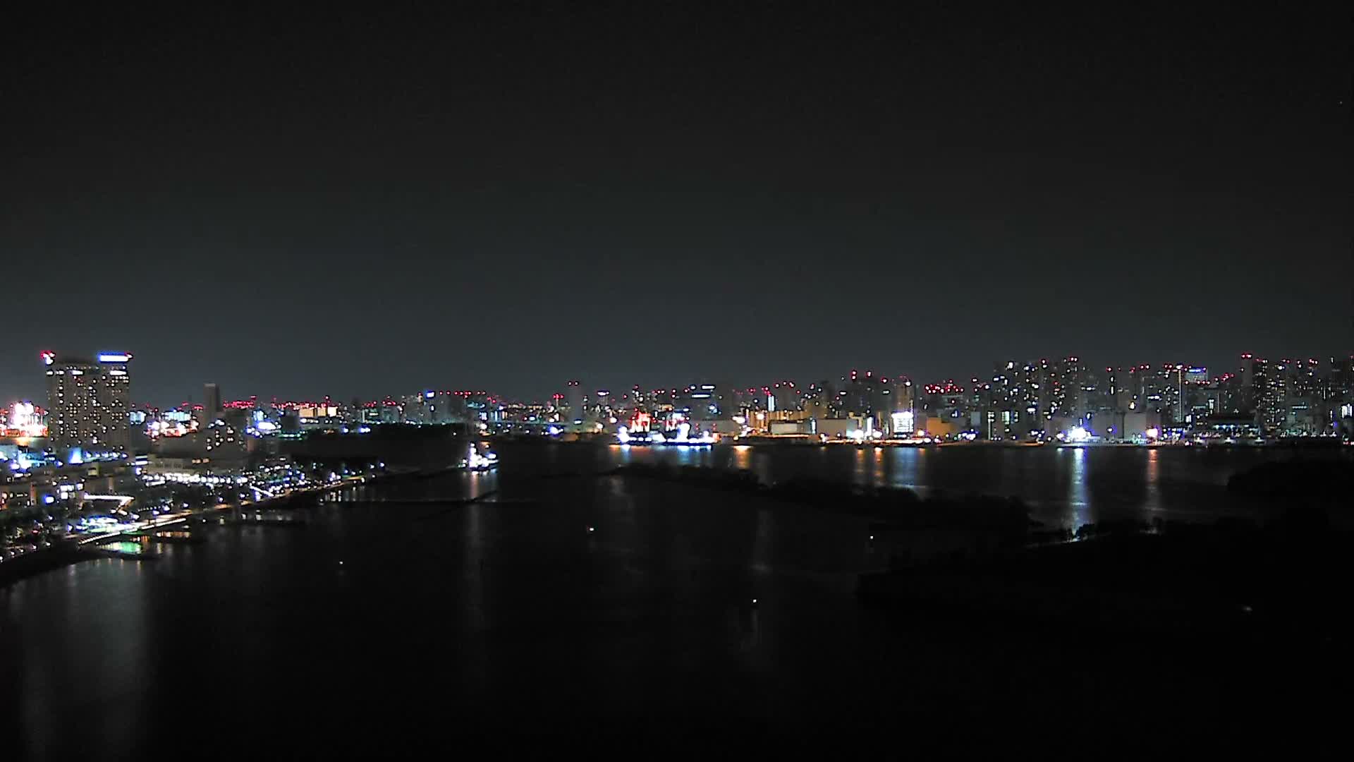Tokyo, Odaiba Island /Tokyo Bay & Shinagawa View ( 東京、お台場アイランド／東京湾＆品川ビュー ) Live Cam - Daiba, Odaiba, Minato-ku, Tokyo, Kantō, Honshu, Japan