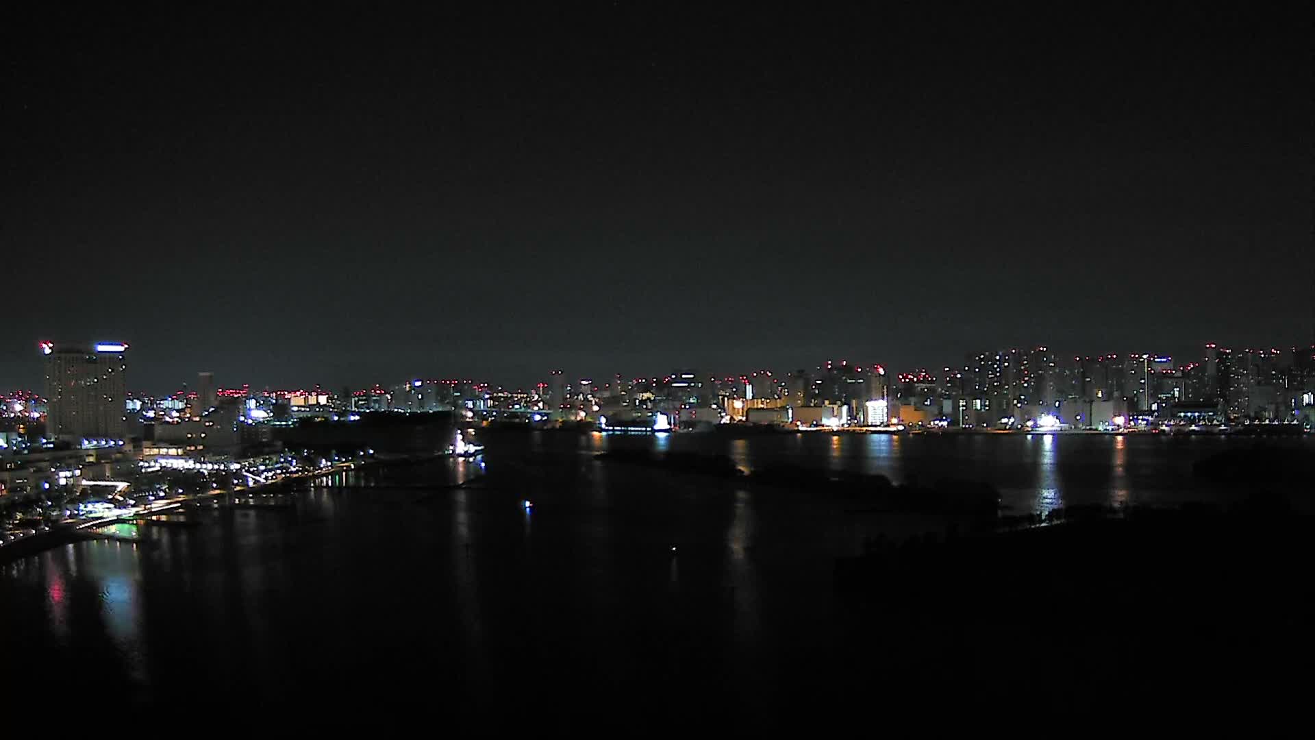Tokyo, Odaiba Island /Tokyo Bay & Shinagawa View ( 東京、お台場アイランド／東京湾＆品川ビュー ) Live Cam - Daiba, Odaiba, Minato-ku, Tokyo, Kantō, Honshu, Japan