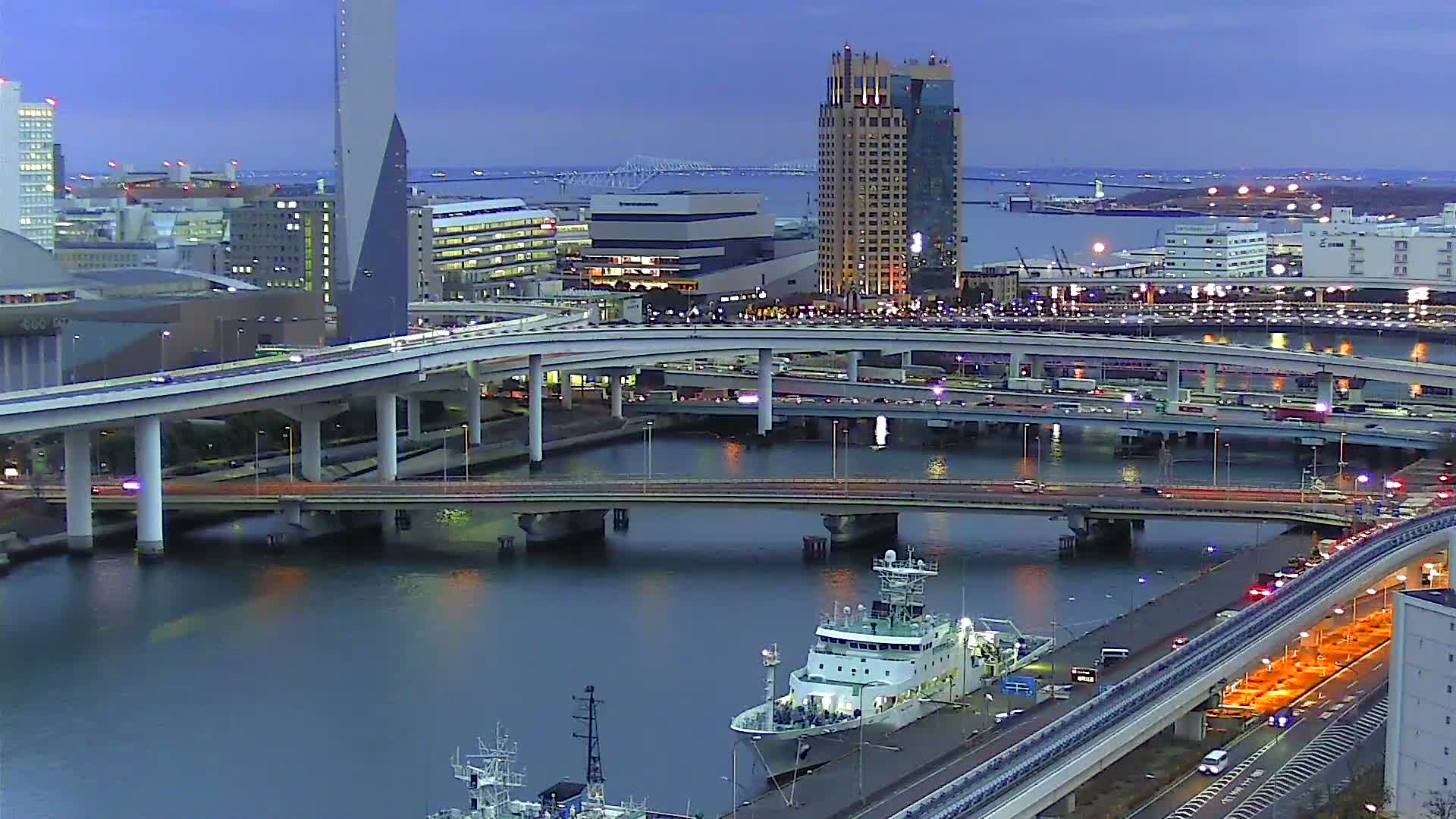 Tokyo, Ariake Island /Tokyo Bay & Tokyo Gate Bridge View ( 東京・有明島・東京湾・東京ゲートブリッジ ) Live Cam - Daiba, Odaiba, Minato-ku, Tokyo, Kantō, Honshu, Japan
