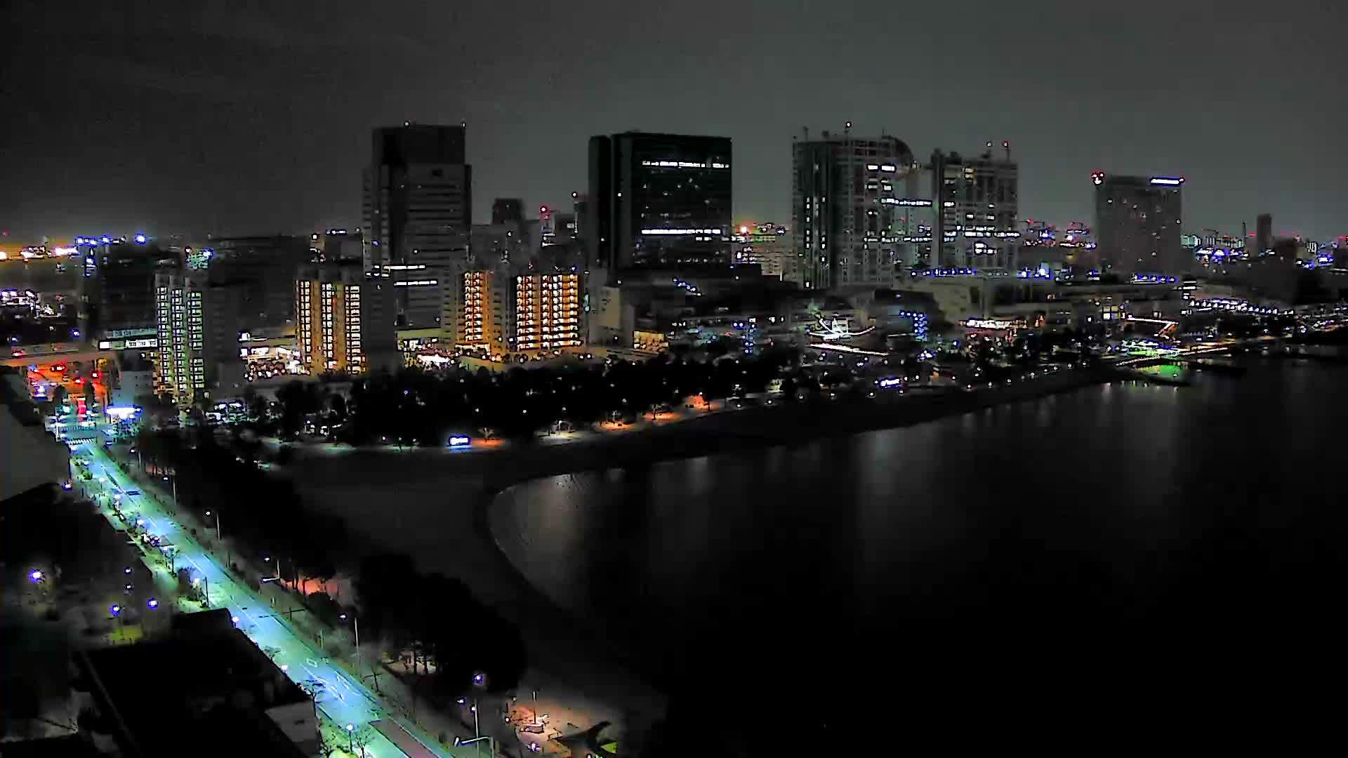 Tokyo, Odaiba Beach & Odaiba Marine Park (東京、お台場ビーチ、お台場海浜公園 ) Live Cam -1 Chome, Daiba, Odaiba, Minato-ku, Tokyo, Kantō, Honshu, Japan