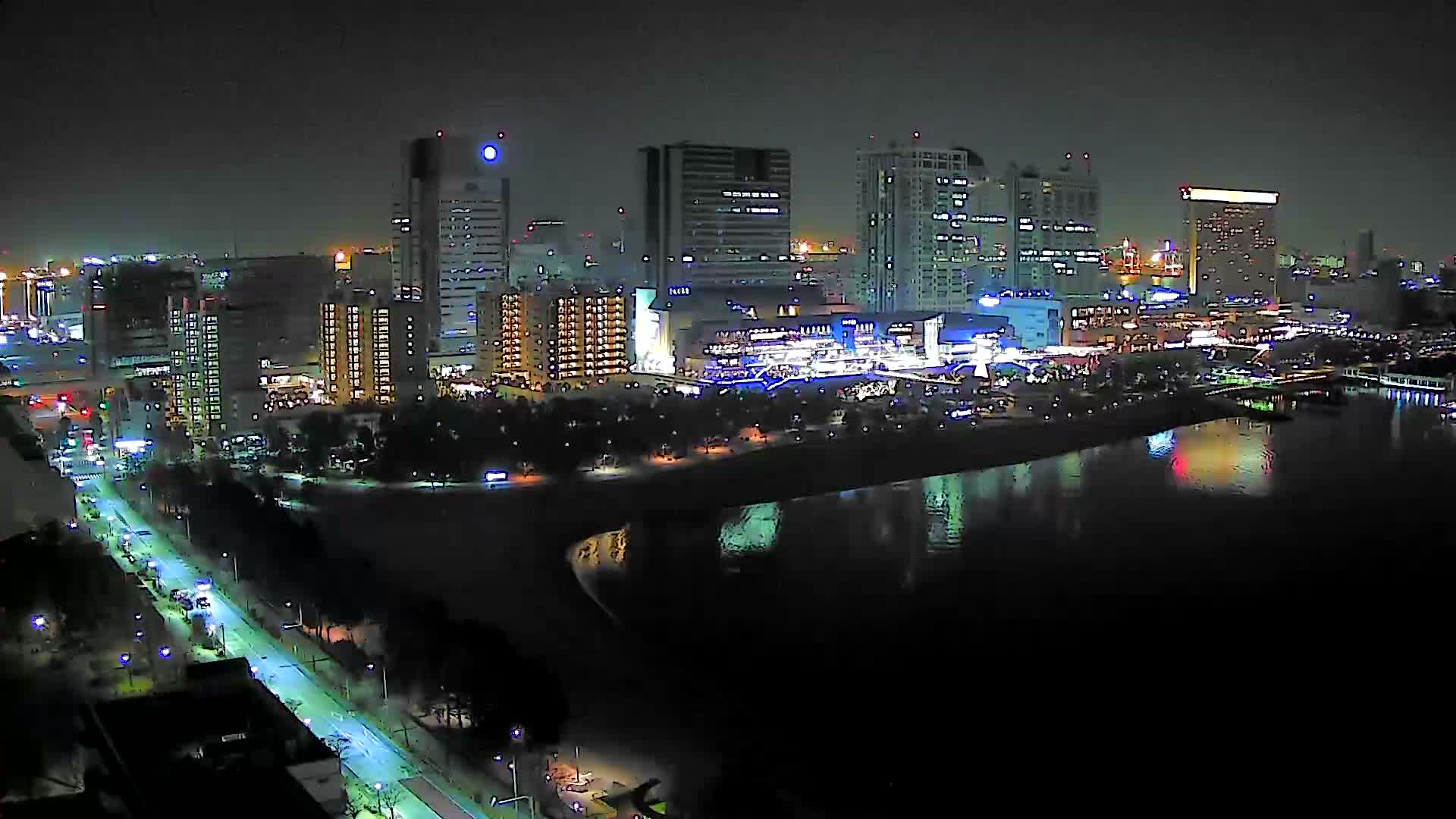 Tokyo, Odaiba Beach & Odaiba Marine Park (東京、お台場ビーチ、お台場海浜公園 ) Live Cam -1 Chome, Daiba, Odaiba, Minato-ku, Tokyo, Kantō, Honshu, Japan